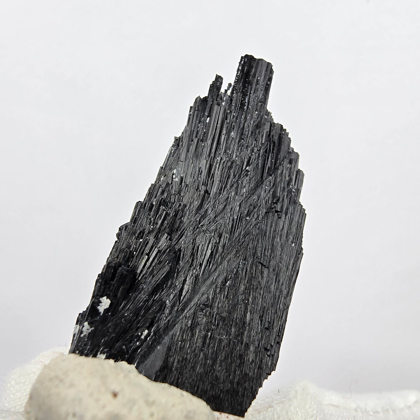 Seltene Schörl Turmalin Stufe schwarz Erongo, Namibia 45*19*11mm Sammlung