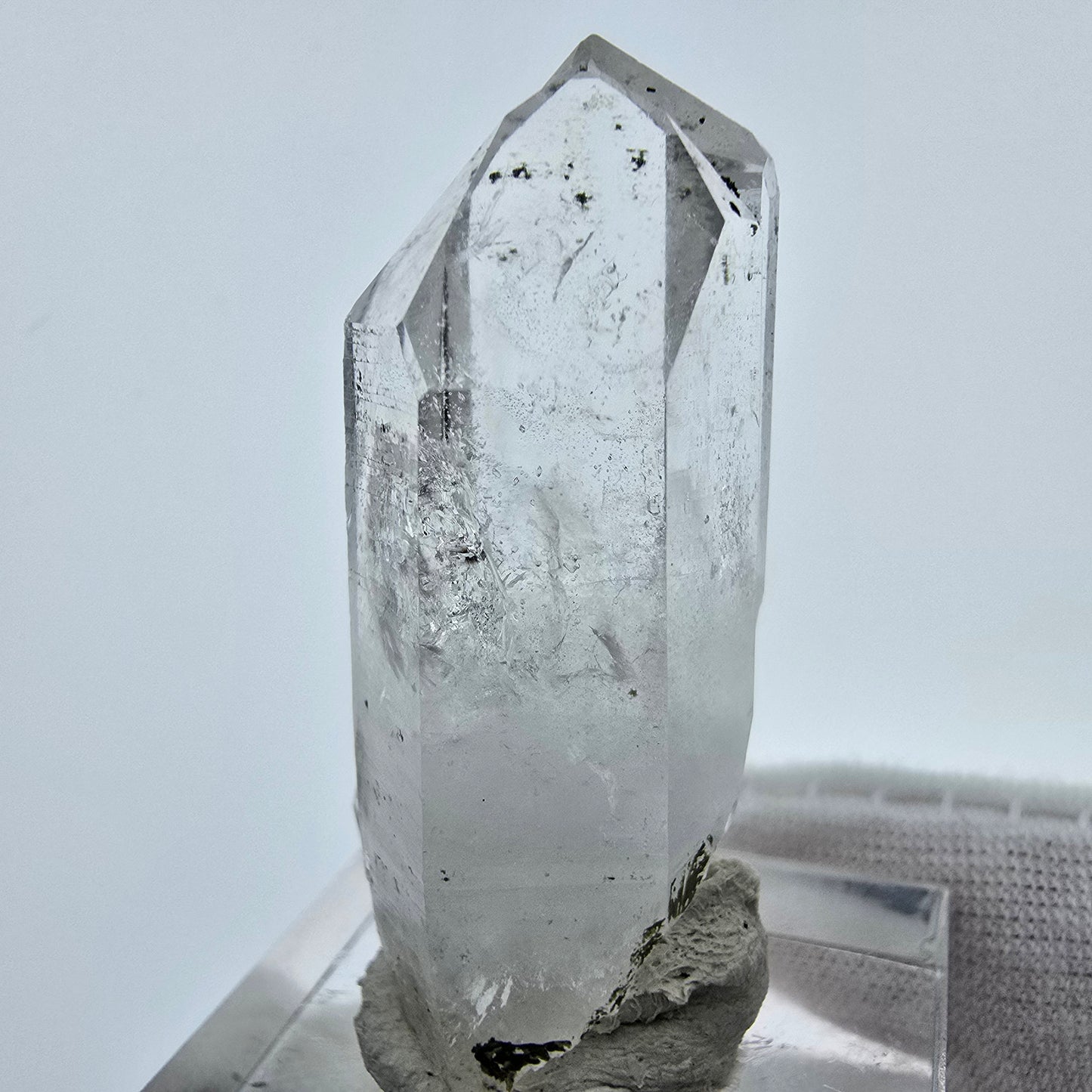 Phantom Hämatit Chlorit Quarz Kristall Streep Mine Goboboseb, Namibia 40*17*13mm