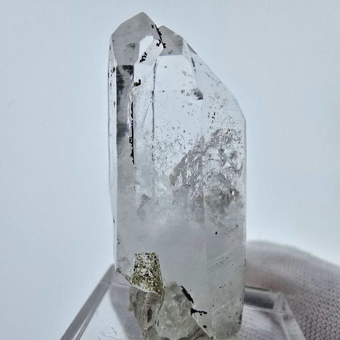 Phantom Hämatit Chlorit Quarz Kristall Streep Mine Goboboseb, Namibia 40*17*13mm