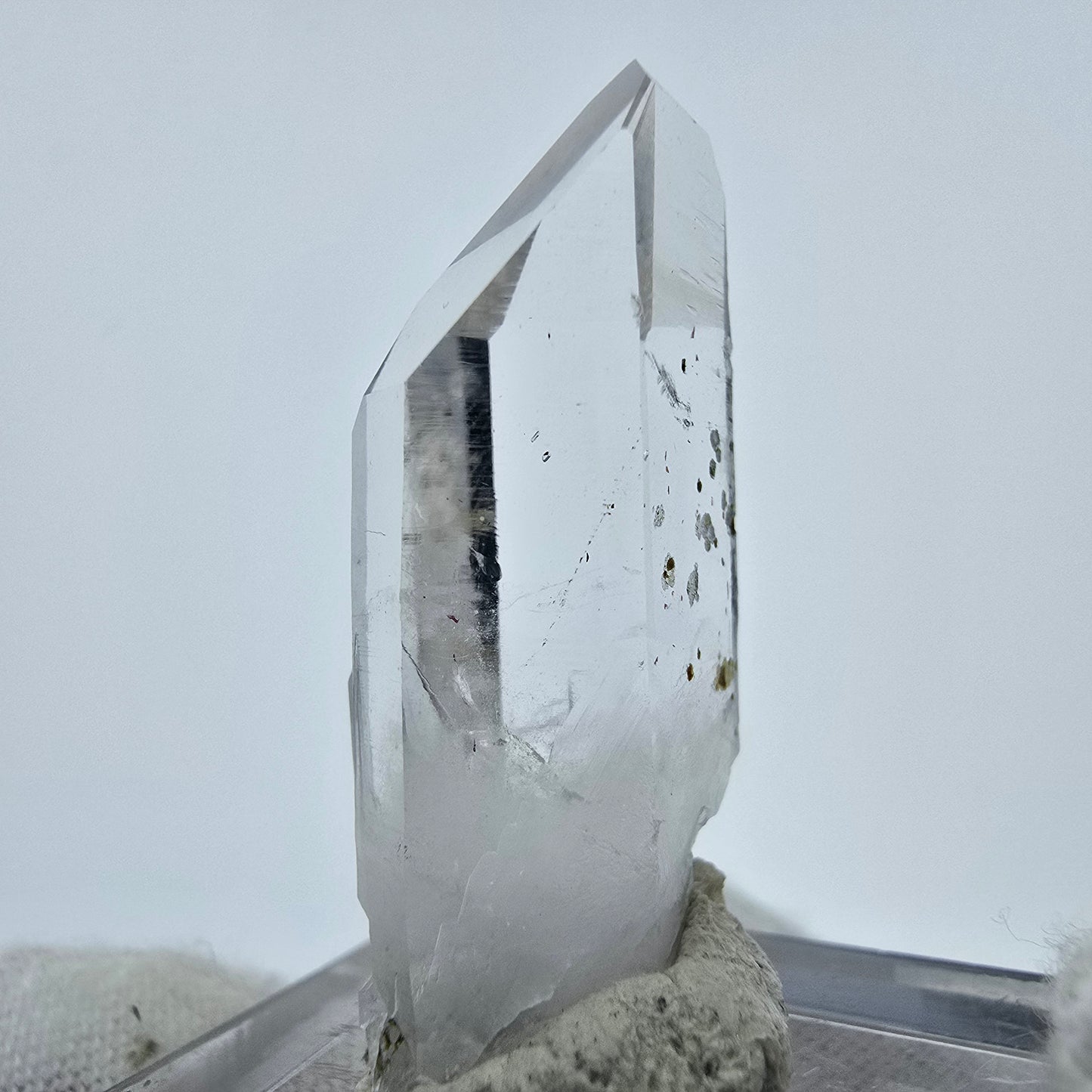 Klarer Phantom Hämatit Quarz Kristall Streep Mine, Goboboseb, Namibia 33*14*10mm