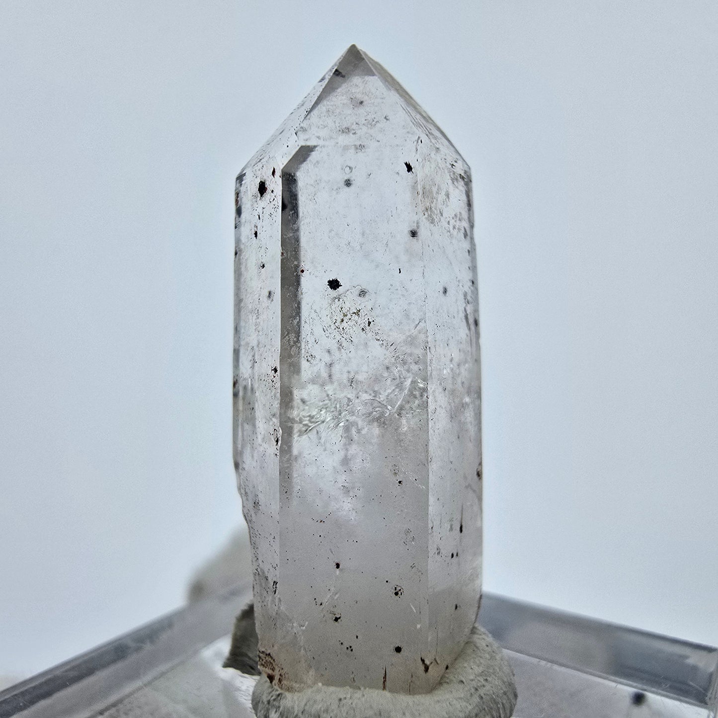 Klarer Phantom Hämatit Quarz Kristall Streep Mine, Goboboseb, Namibia 32*11*11mm