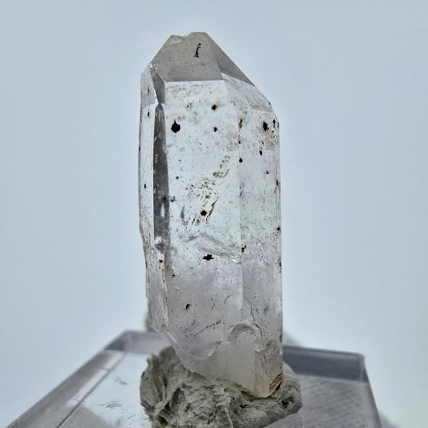 Klarer Phantom Hämatit Quarz Kristall Streep Mine, Goboboseb, Namibia 32*11*11mm