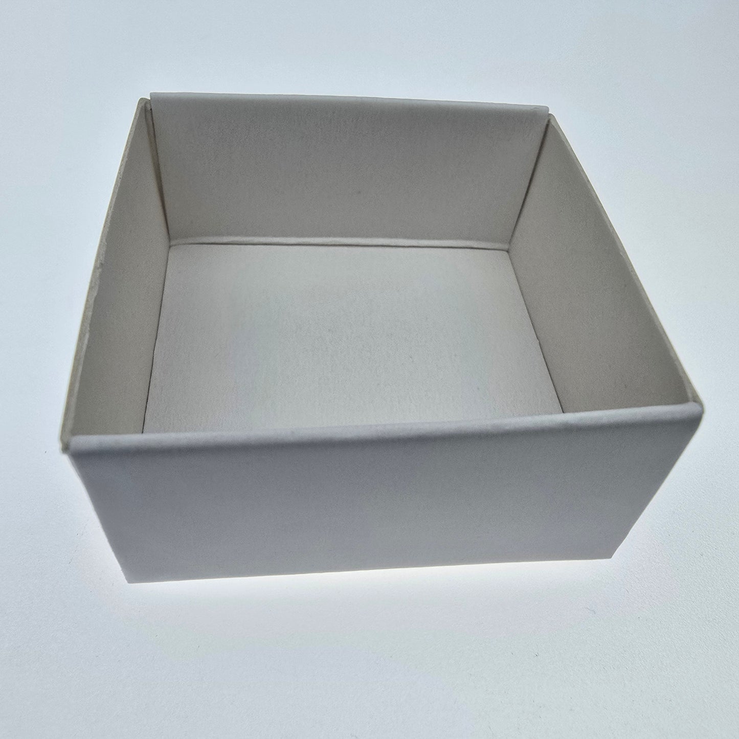 50 Stk. Faltschachteln für Mineralien, 40x40x20 mm, Karton offene Box Schachtel