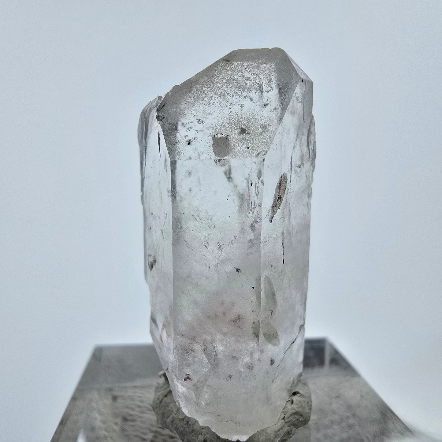 Harlekin Phantom Quarz mit Epidot Streep Mine, Goboboseb, Namibia 30*17*12mm