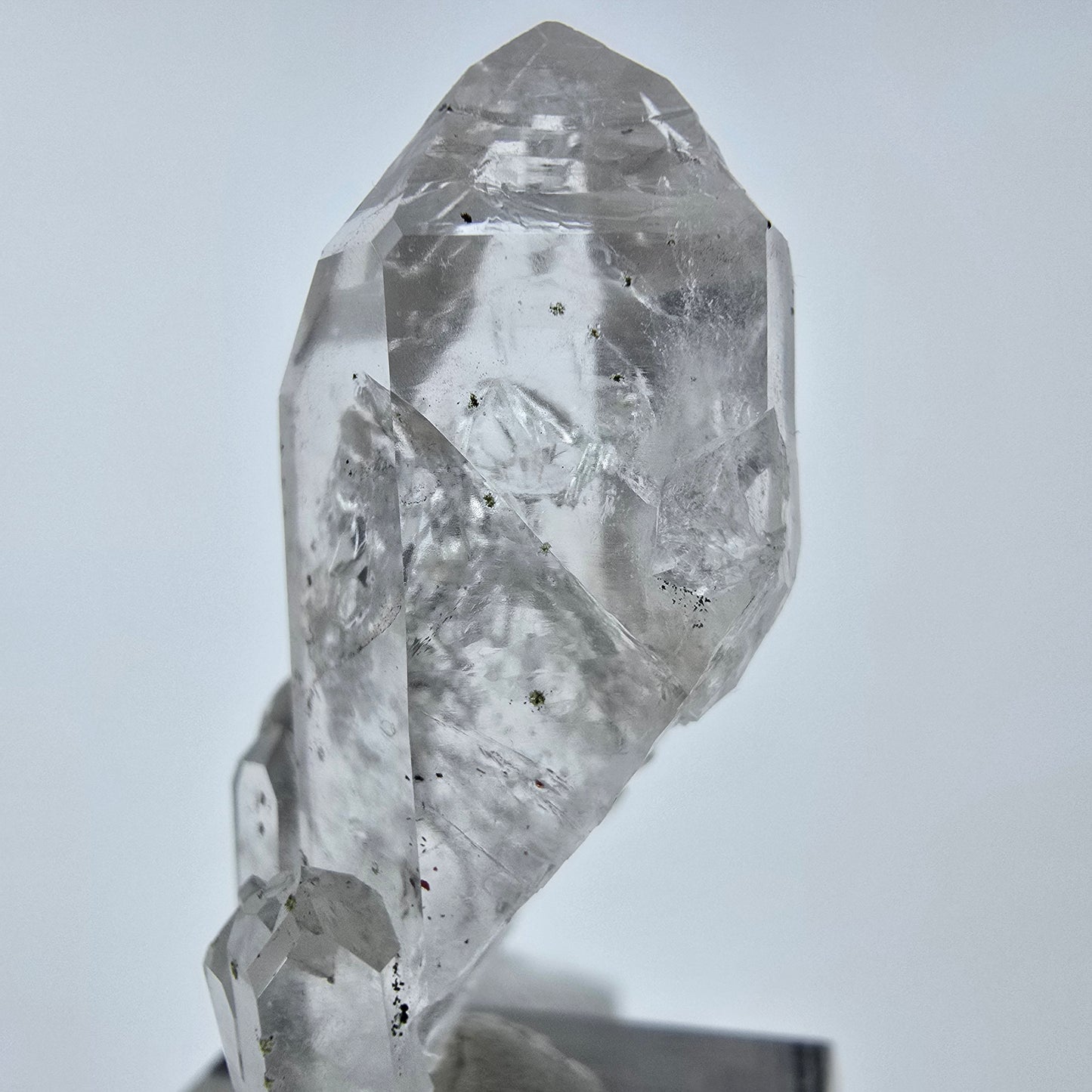 Klarer Phantom Hämatit Quarz Kristall Streep Mine, Goboboseb, Namibia 42*15*15mm