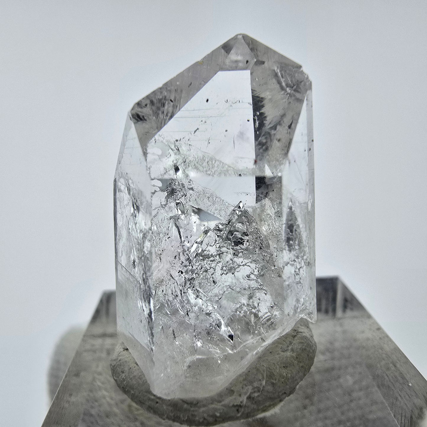 Harlekin Phantom Quarz Kristall Streep Mine, Goboboseb, Namibia 26*15*14mm