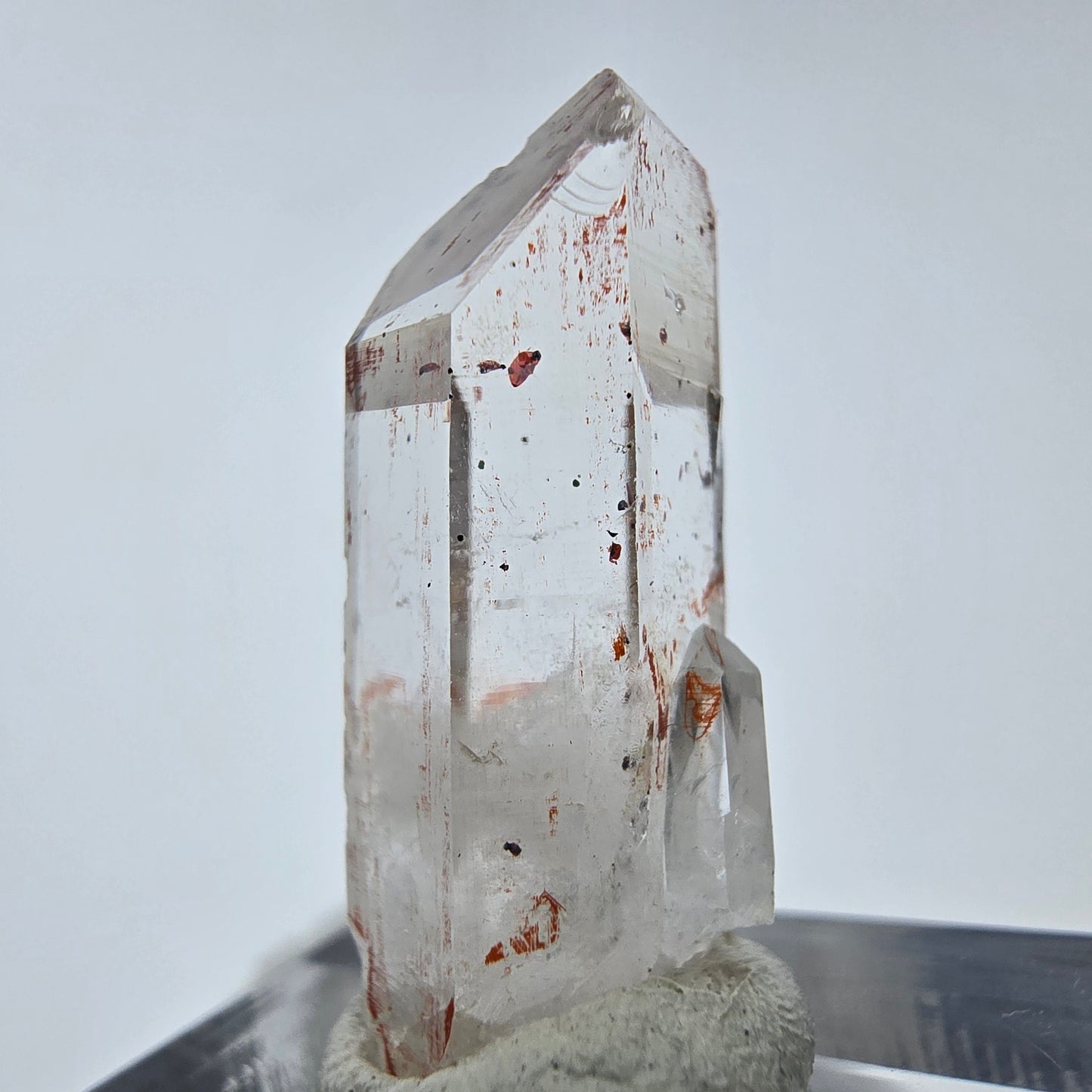 Harlekin Phantom Quarz Kristall Streep Mine, Goboboseb, Namibia 27*12*11mm