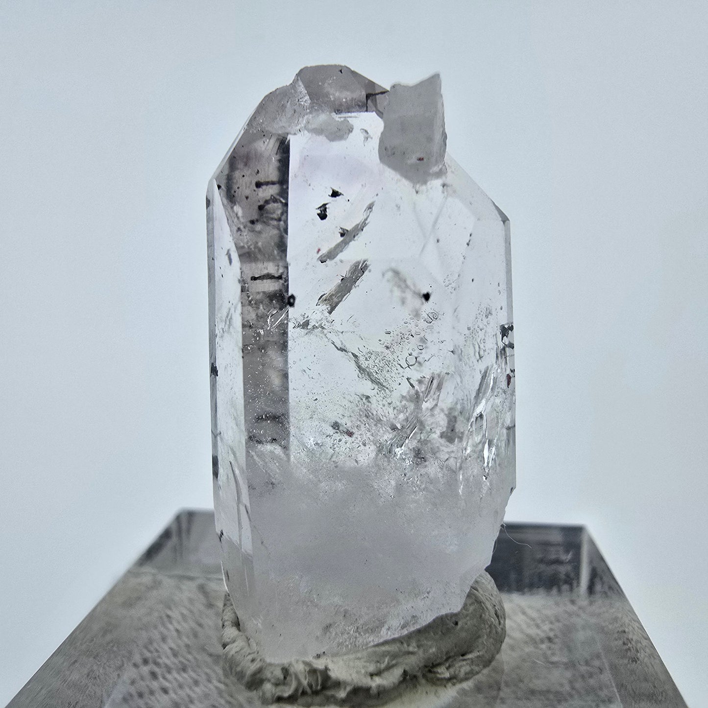 Harlekin Phantom Quarz Kristall Streep Mine, Goboboseb, Namibia 28*14*13mm