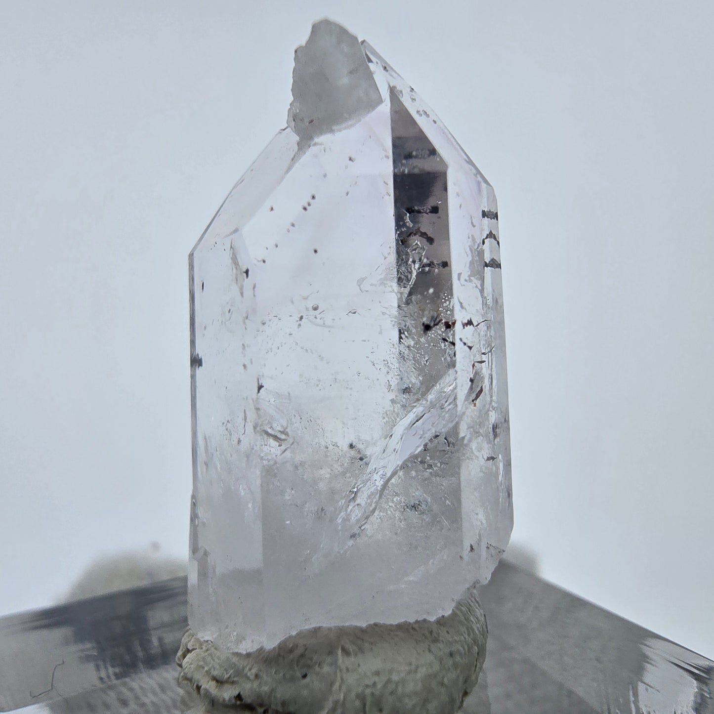 Harlekin Phantom Quarz Kristall Streep Mine, Goboboseb, Namibia 28*14*13mm
