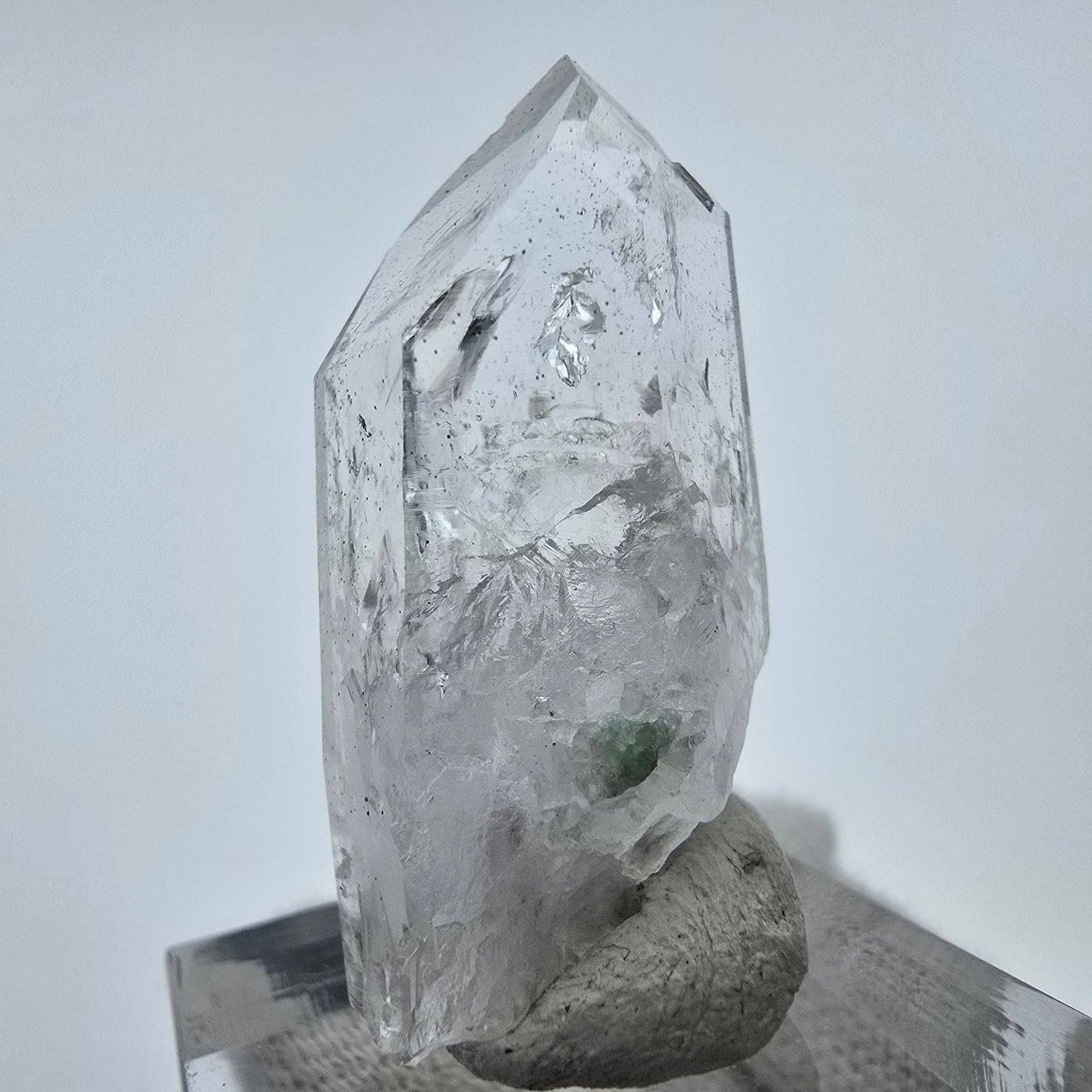 Klare Phantom Quarz Spitze Streep Mine, Goboboseb, Namibia 39*17*13mm
