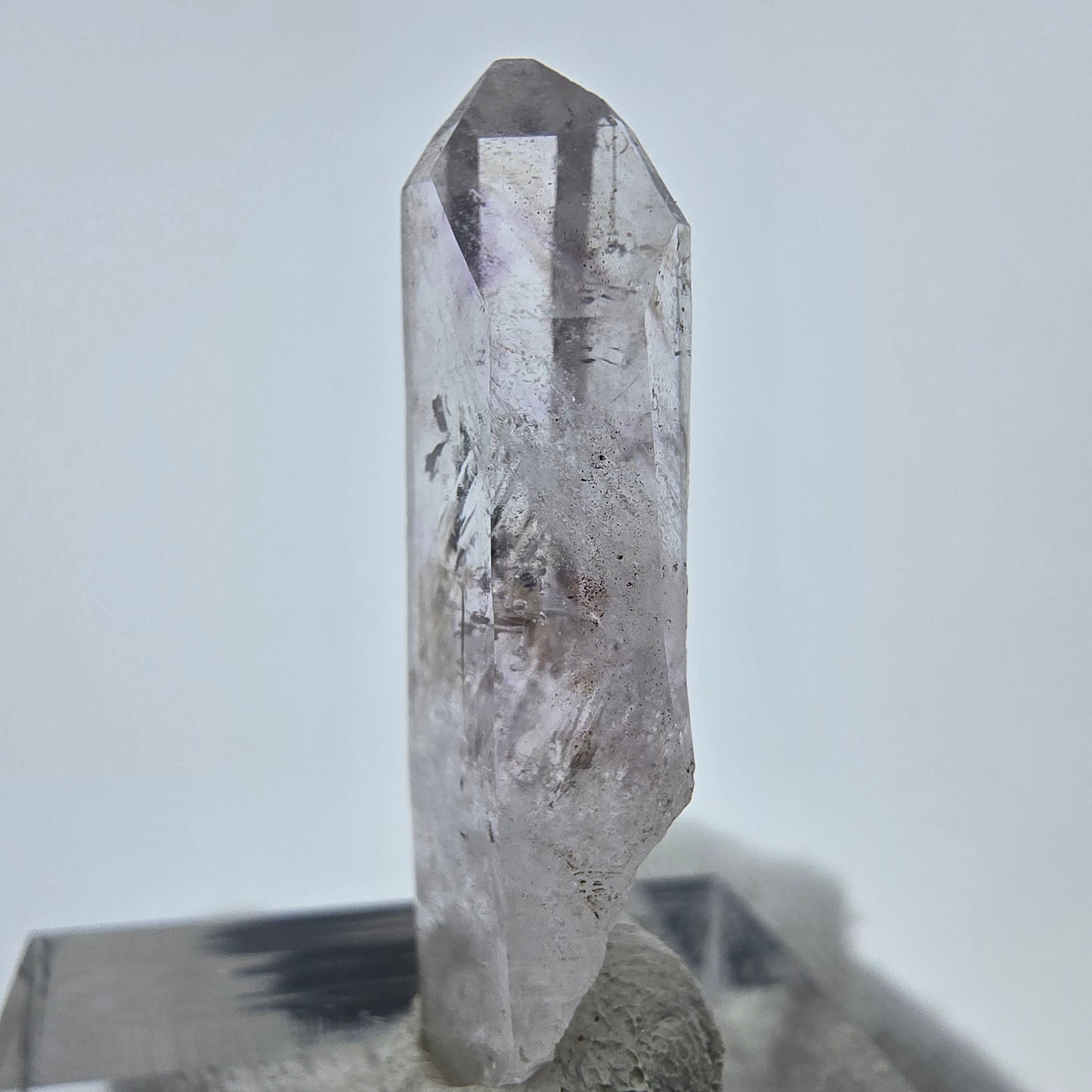 Enhydro Phantom Amethyst, 1x Blase Streep Mine, Goboboseb, Namibia 31*10*5mm