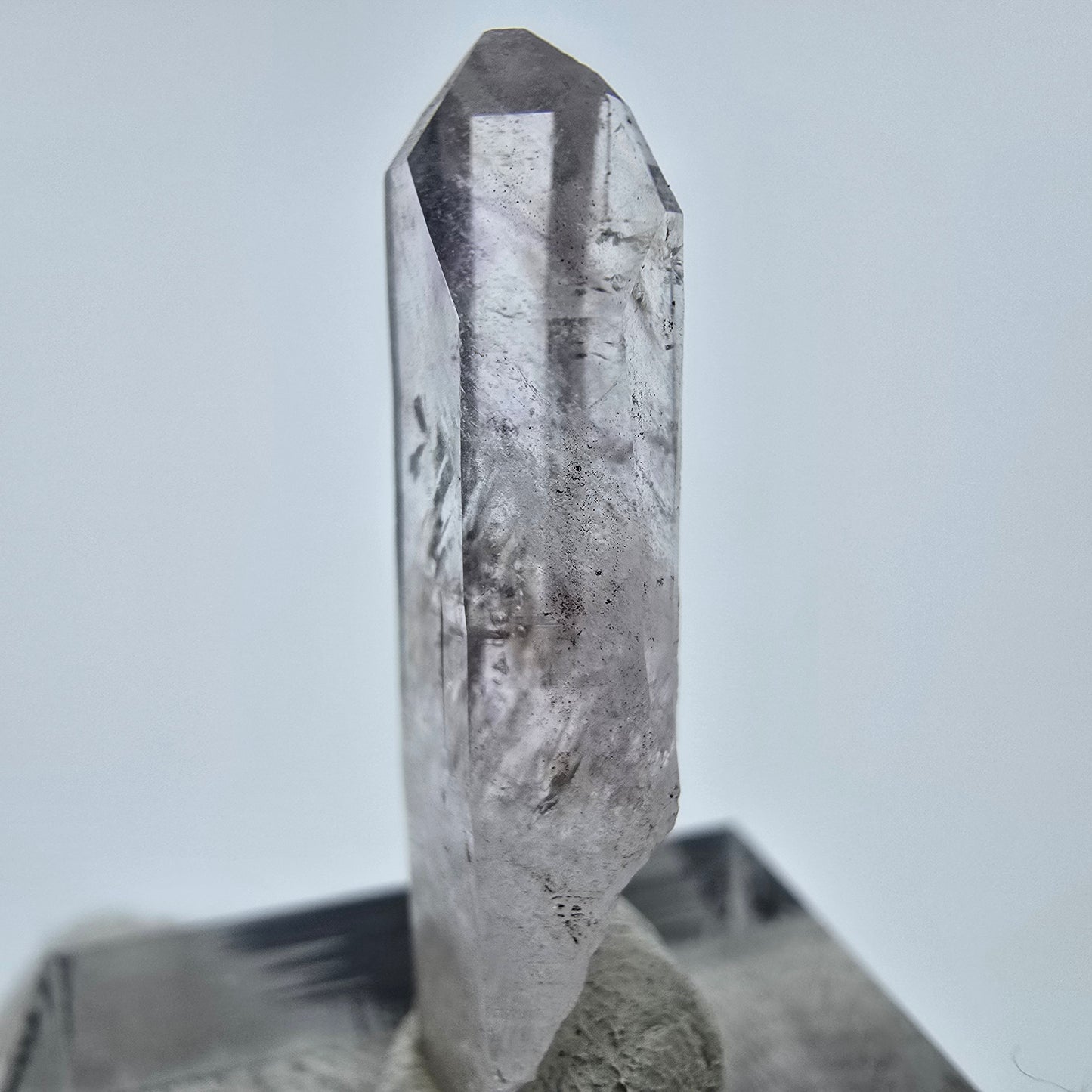 Enhydro Phantom Amethyst, 1x Blase Streep Mine, Goboboseb, Namibia 31*10*5mm