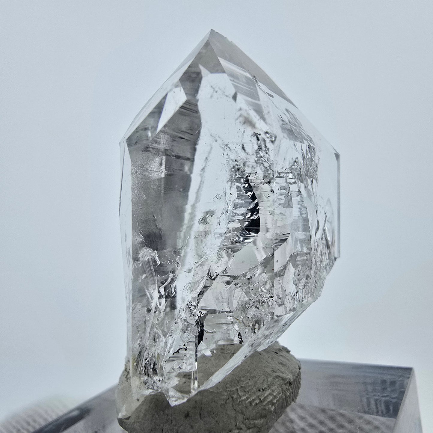 Klare Lemurian Phantom Quarz Spitze Streep Mine, Goboboseb, Namibia 34*20*14mm