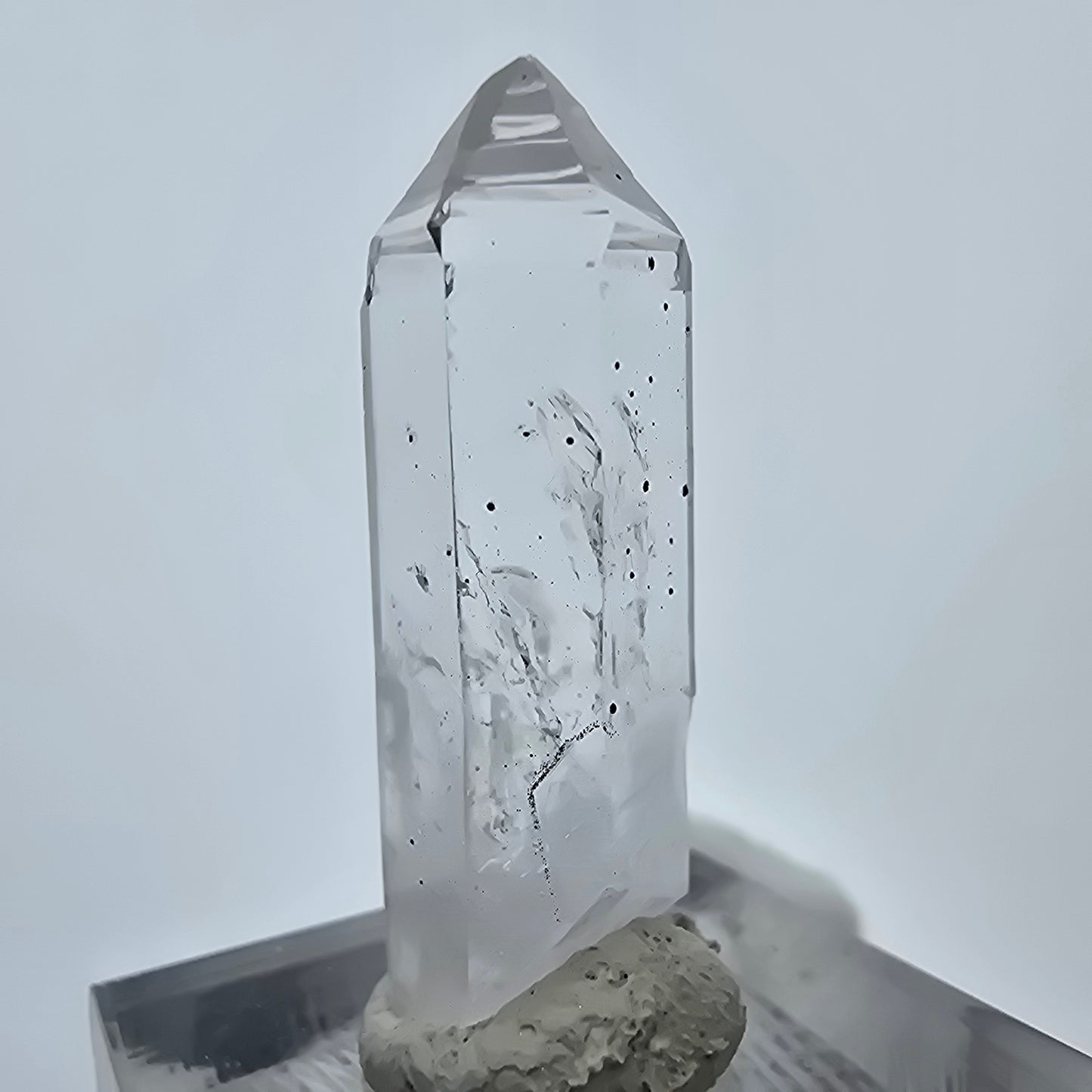 Klare Lemurian Hämatit Quarz Spitze Streep Mine, Goboboseb, Namibia 34*11*9mm