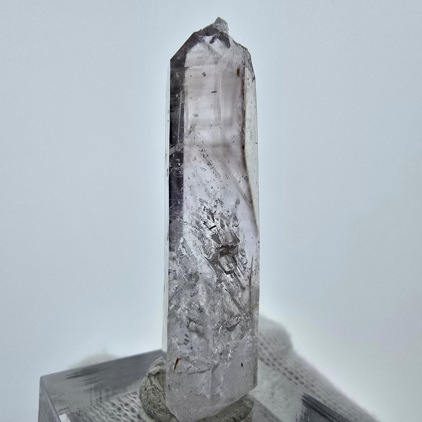 Klarer Phantom Amethyst Kristall Goboboseb, Namibia 45*11*12mm