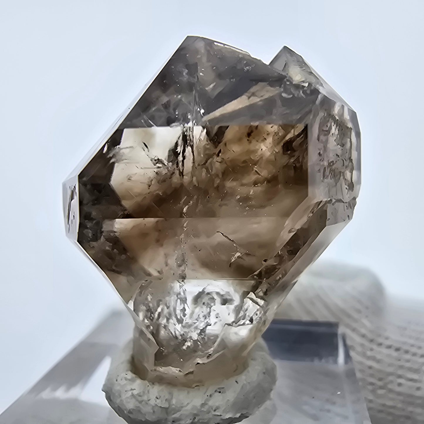 Enhydro Phantom Rauchquarz Zepter, 1x Blase Goboboseb, Namibia 30*26*17mm