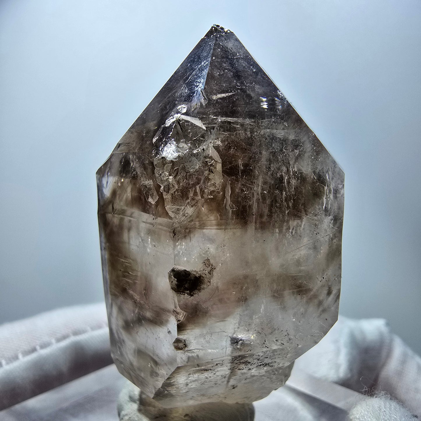 Großer Phantom Rauchquarz Zepter Kristall Goboboseb, Namibia 55*33*25mm
