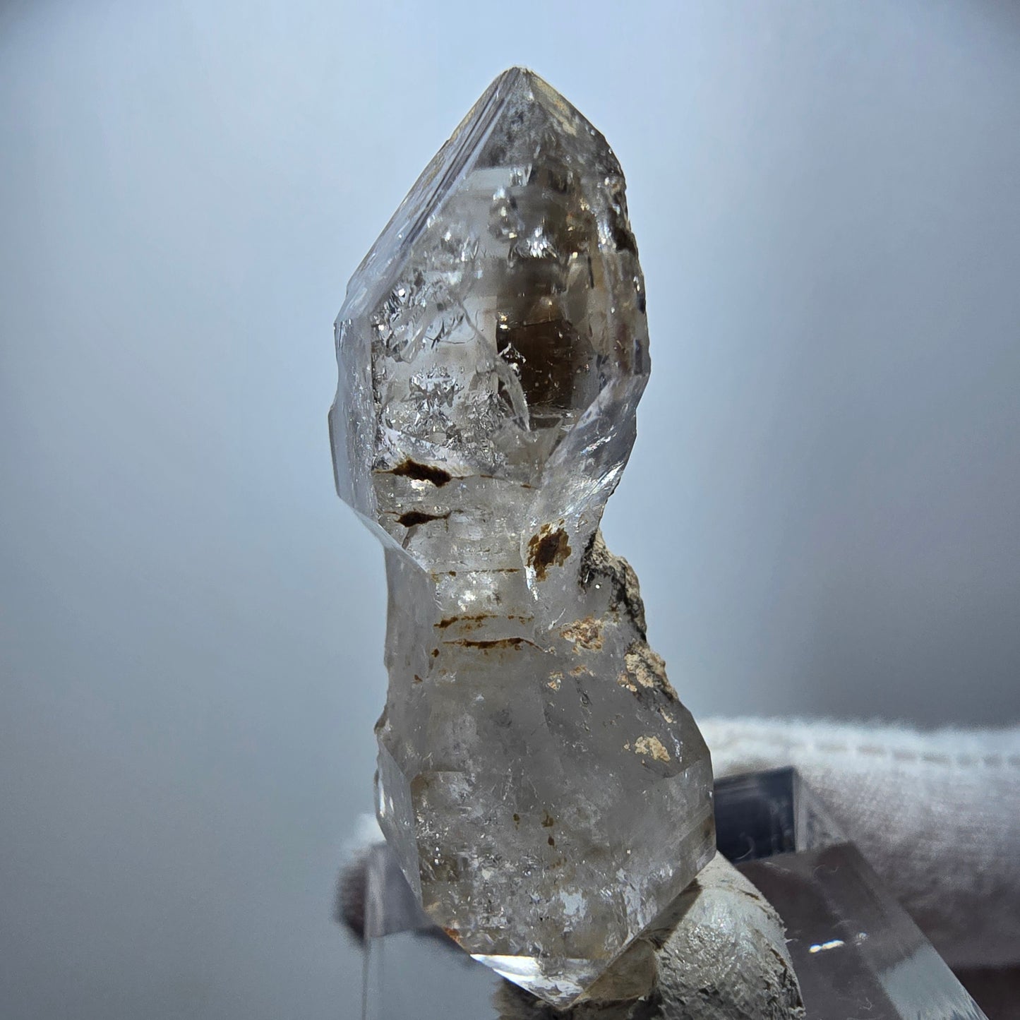 Enhydro Phantom Smoky Quartz DT Scepter, 1x Bubble Goboboseb, Namibia 44*19*14mm