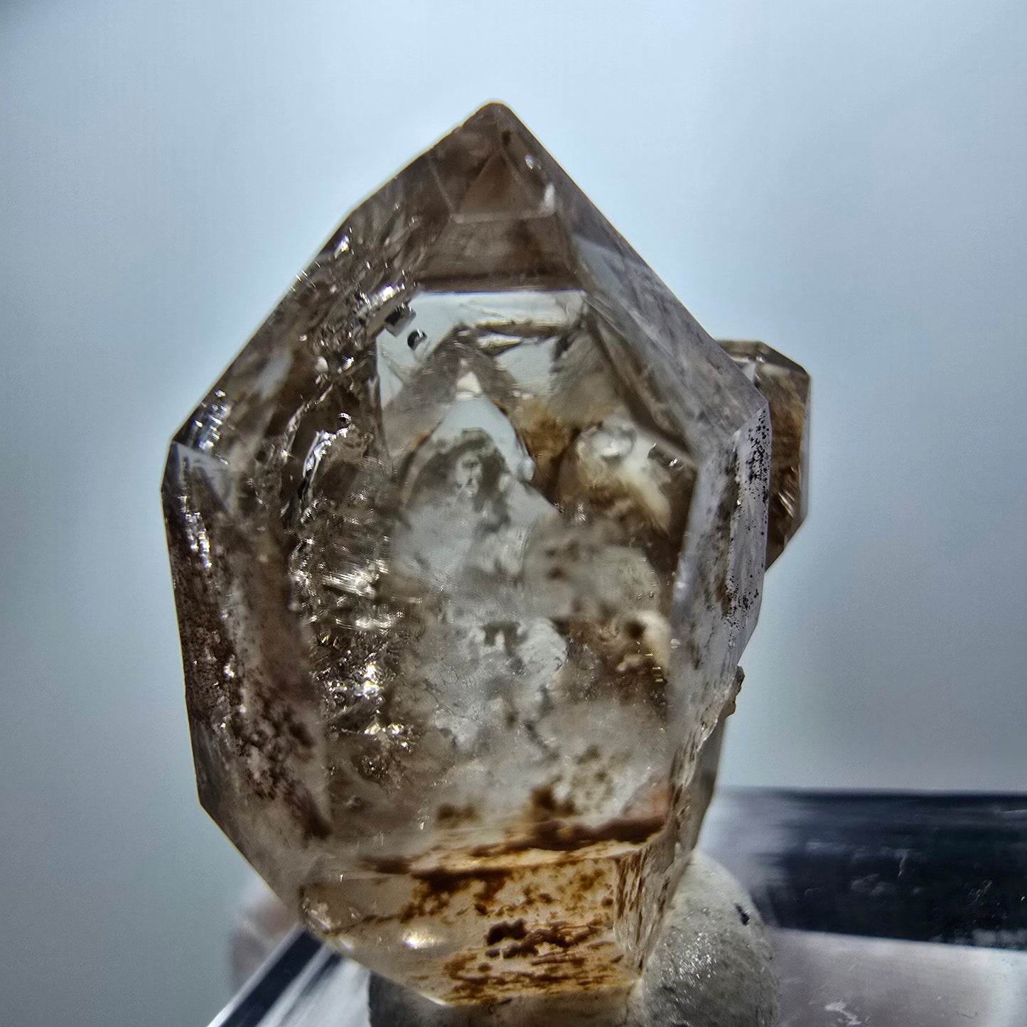 Amas de quartz fumé fantôme transparent DT Sceptre Goboboseb, Namibie 27 x 23 x 15 mm