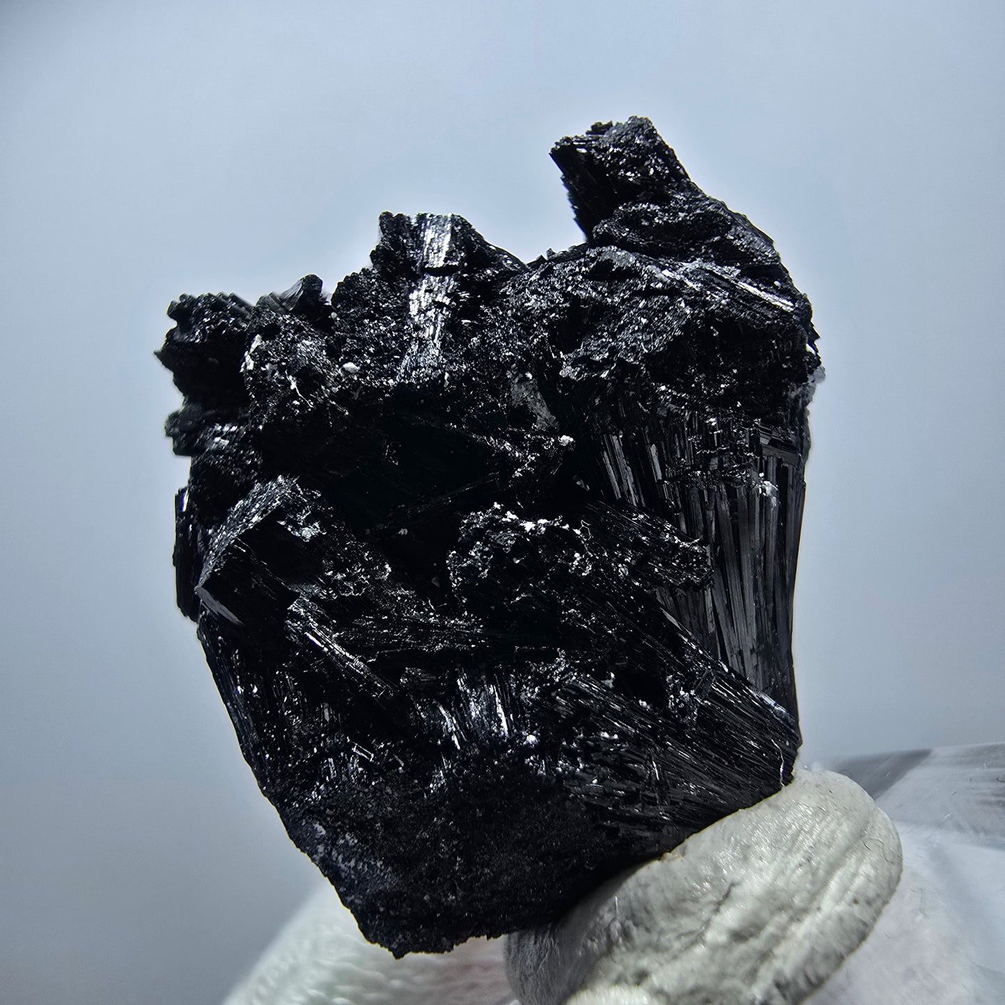 Magnifique spécimen de tourmaline Schorl et de quartz, Erongo, Namibie, 29 x 28 x 16 mm