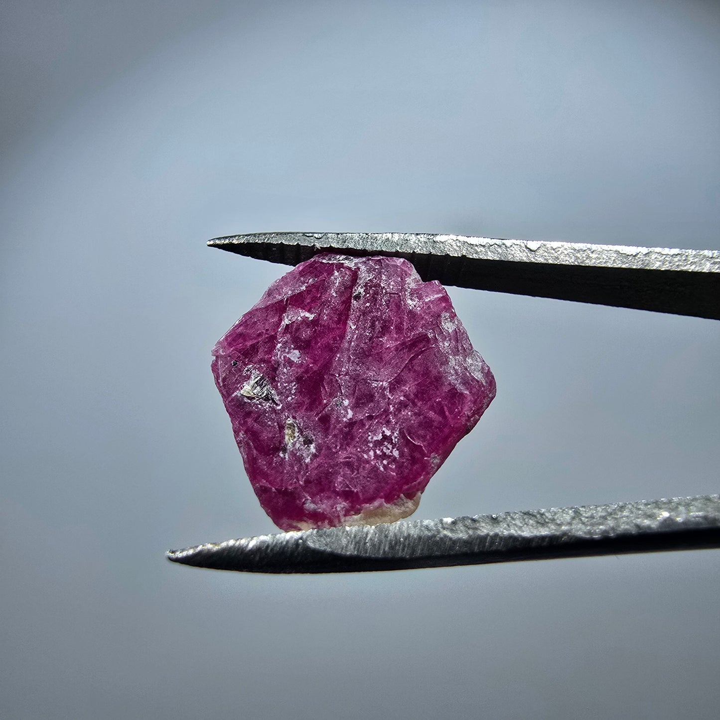 Seltene Rubin Scheibe, rot (UV Mineral) Unbekannt 13*12*1mm