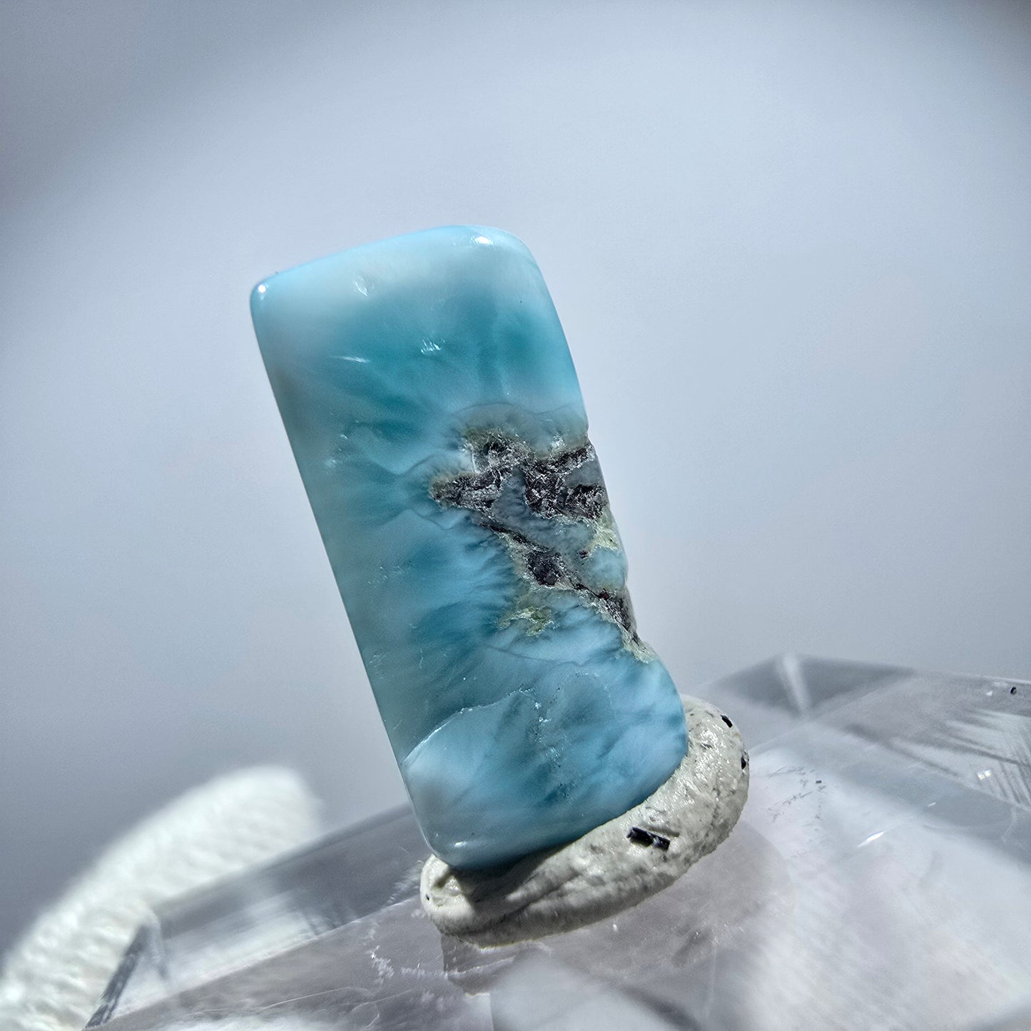 Schöner Larimar, poliert Dominikanische Republik 17*7*8mm