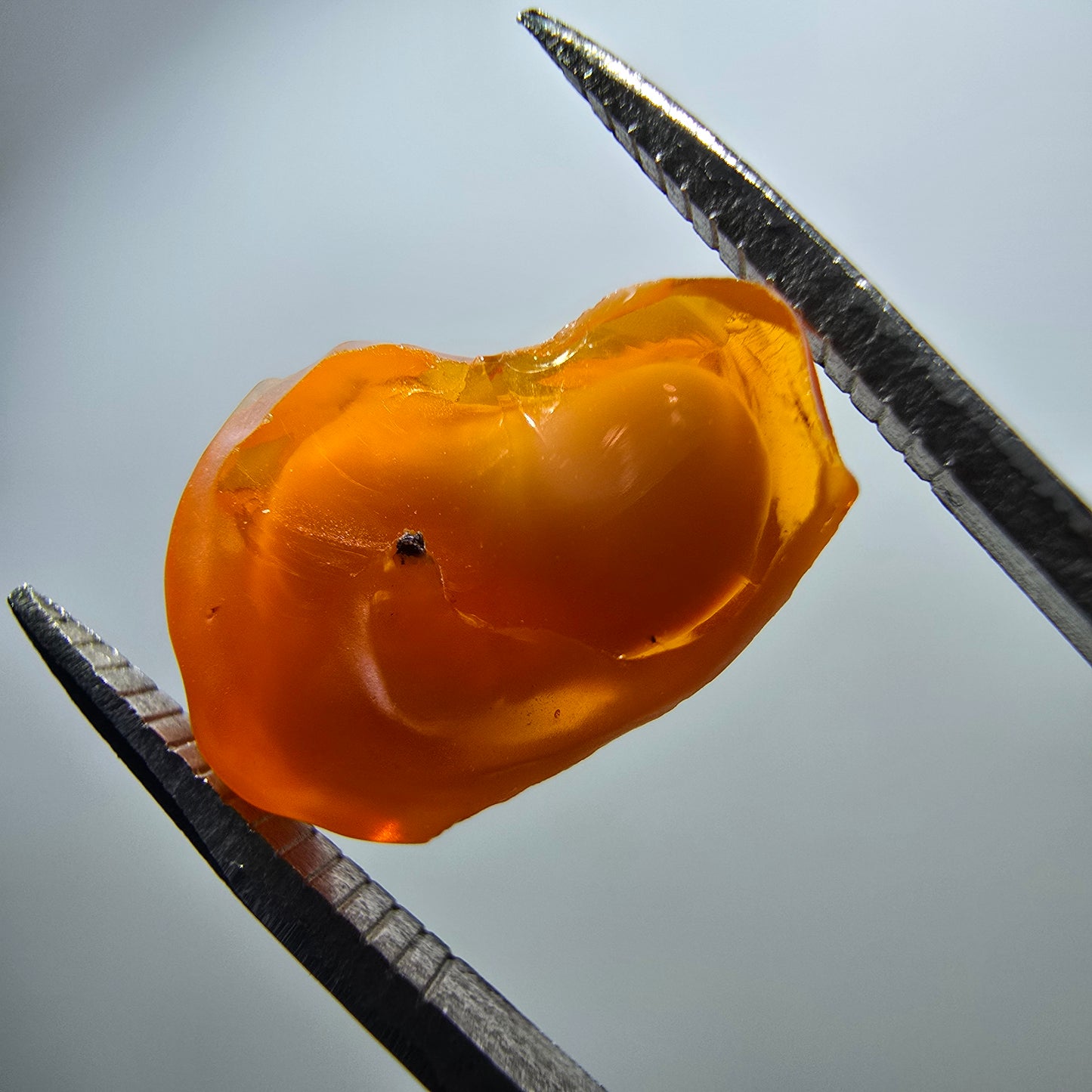 Seltener Feueropal Kristall, rot orange Mexiko 15*10*6mm