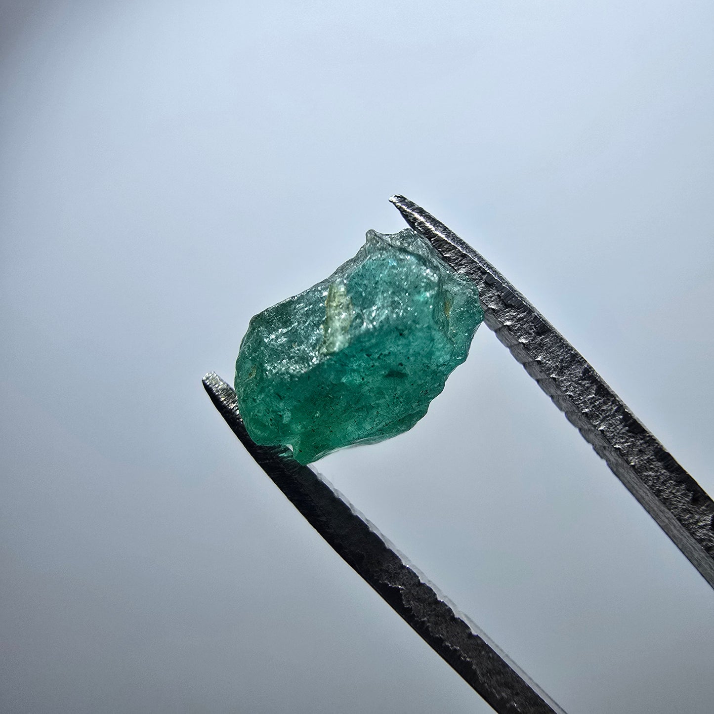Cristal d'émeraude rare, vert Colombie #7958