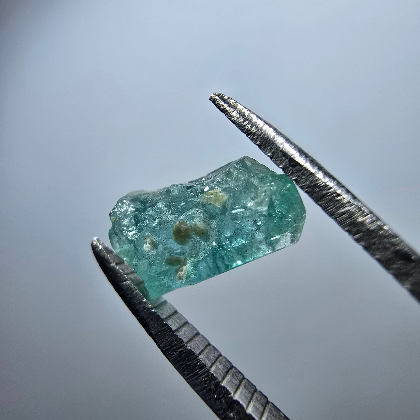 Cristal d'émeraude rare, vert Colombie #7960