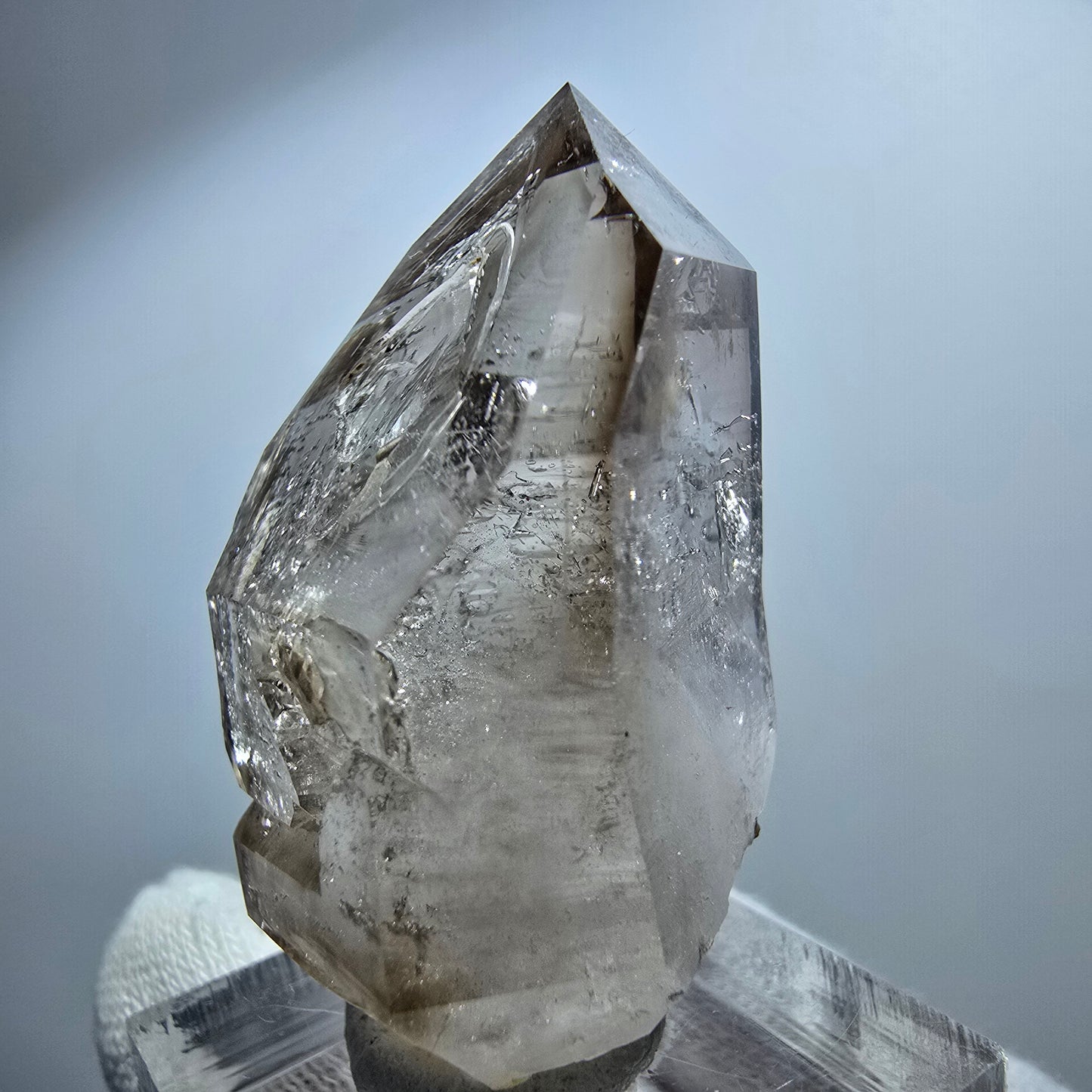 Sceptre en quartz fumé fantôme Enhydro, 1x Bubble Goboboseb, Namibie 44 x 28 x 23 mm