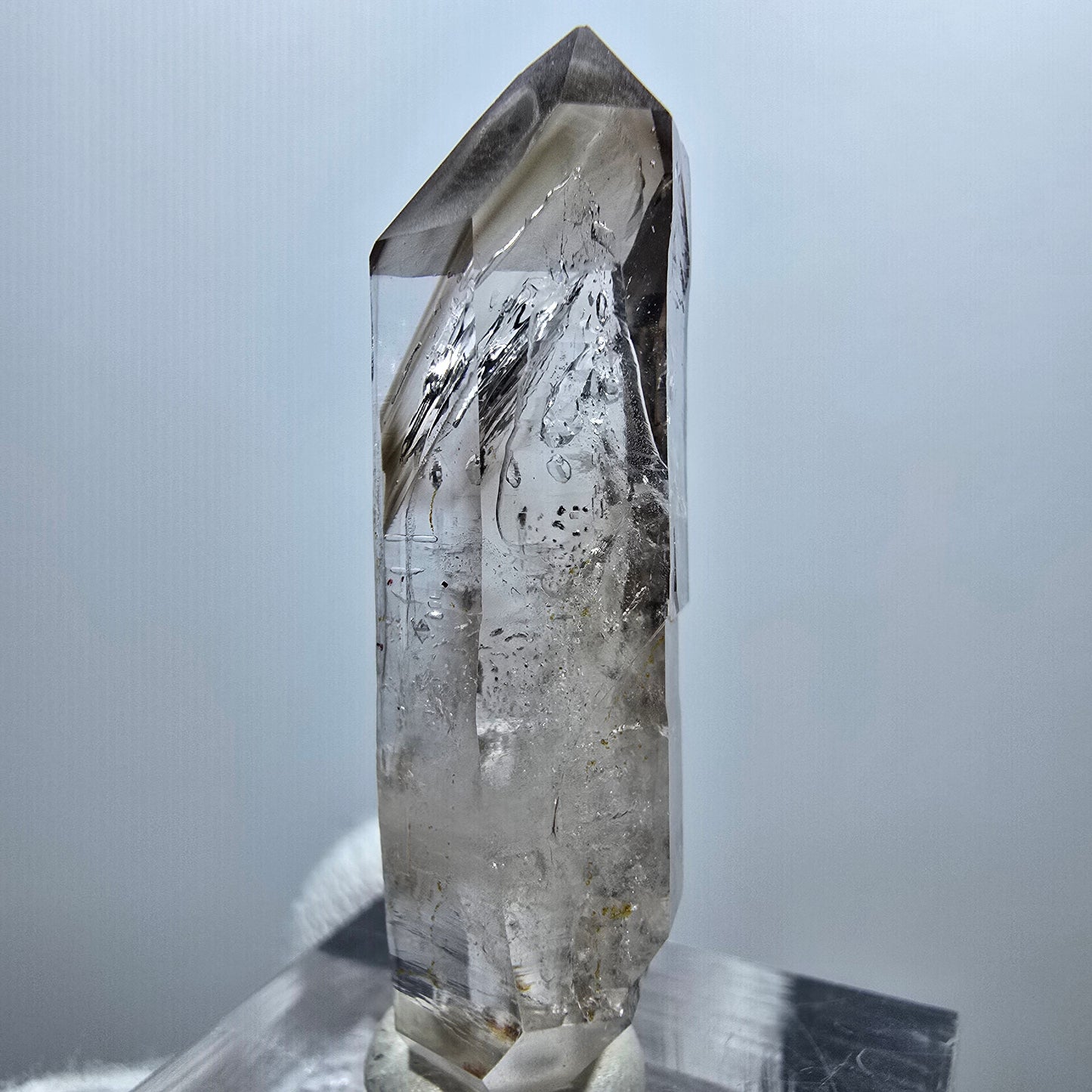 Quartz fumé fantôme transparent DT Scepter Point Goboboseb, Namibie 39 x 11 x 8 mm