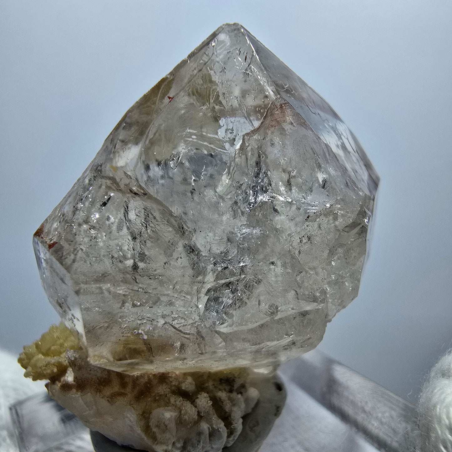 Sceptre en quartz fumé fantôme Enhydro, 1x Bubble Goboboseb, Namibie 33 x 25 x 21 mm