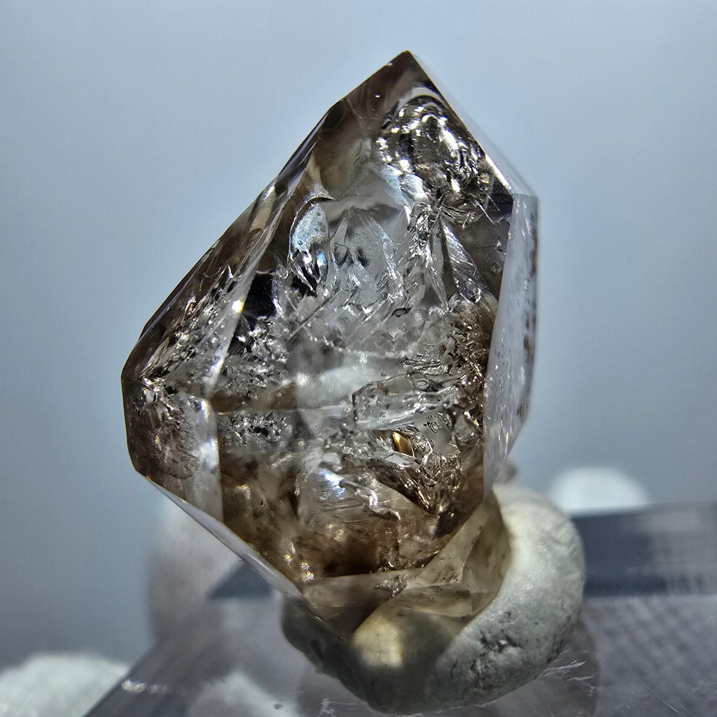 Spécimen de sceptre en quartz fumé fantôme transparent DT Goboboseb, Namibie 23 x 21 x 13 mm