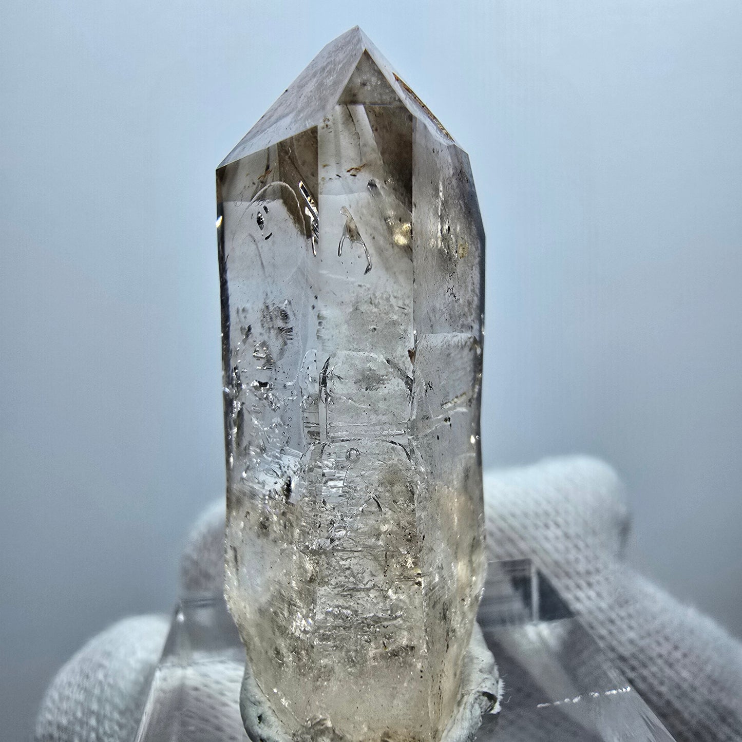 Pointe de quartz fumé Enhydro Phantom, 1x Bubble Goboboseb, Namibie 39*16*16mm