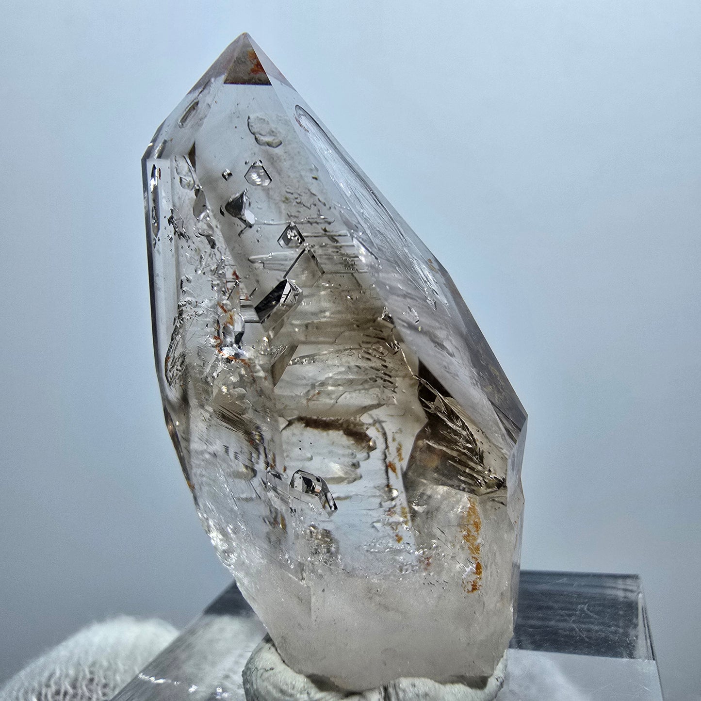 Sceptre en quartz fumé fantôme Enhydro, 1x Bubble Goboboseb, Namibie 36 x 20 x 17 mm