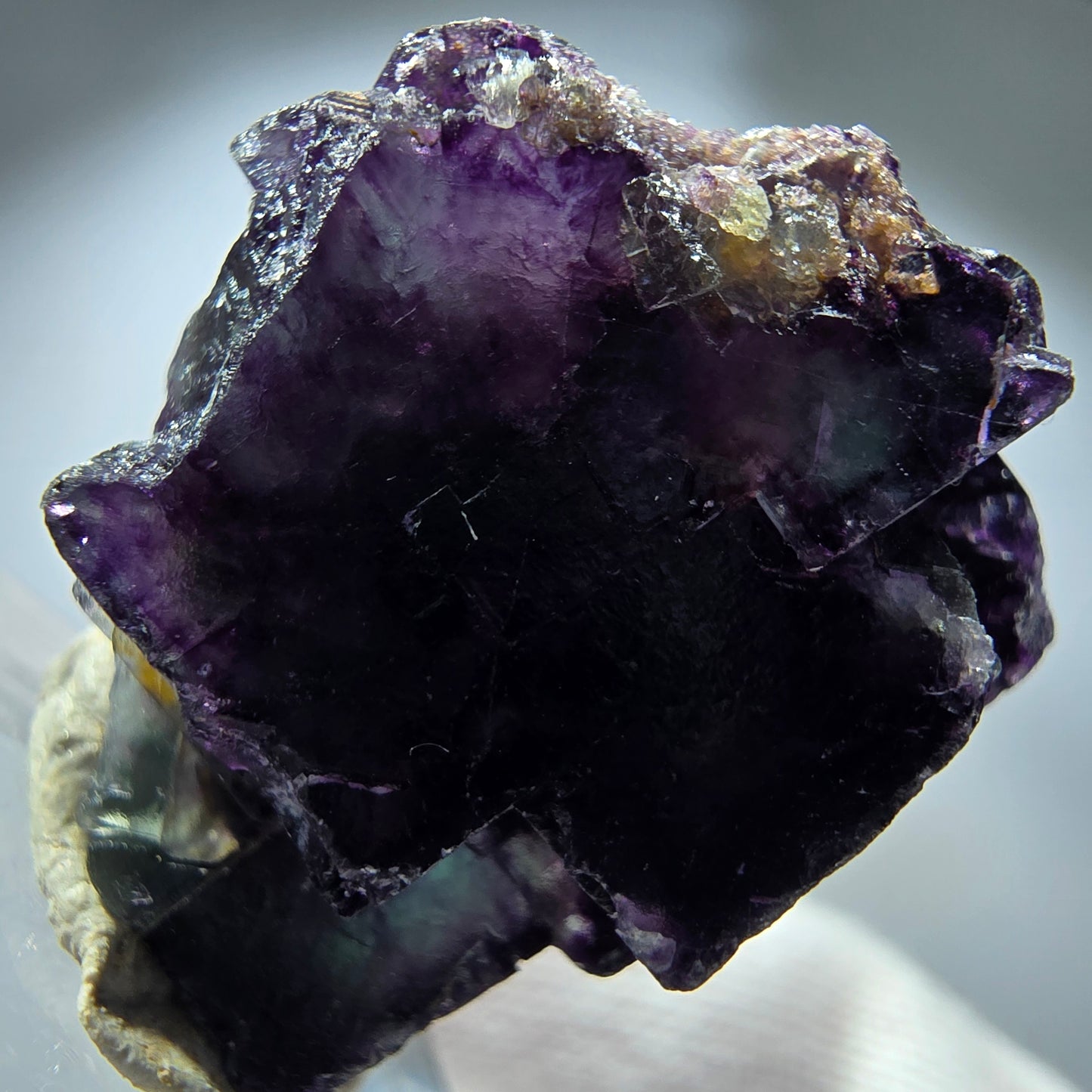 Spécimen rare de cube de fluorite fantôme, vert zonal et violet, Okorusu, Namibie, 31 x 27 x 21 mm