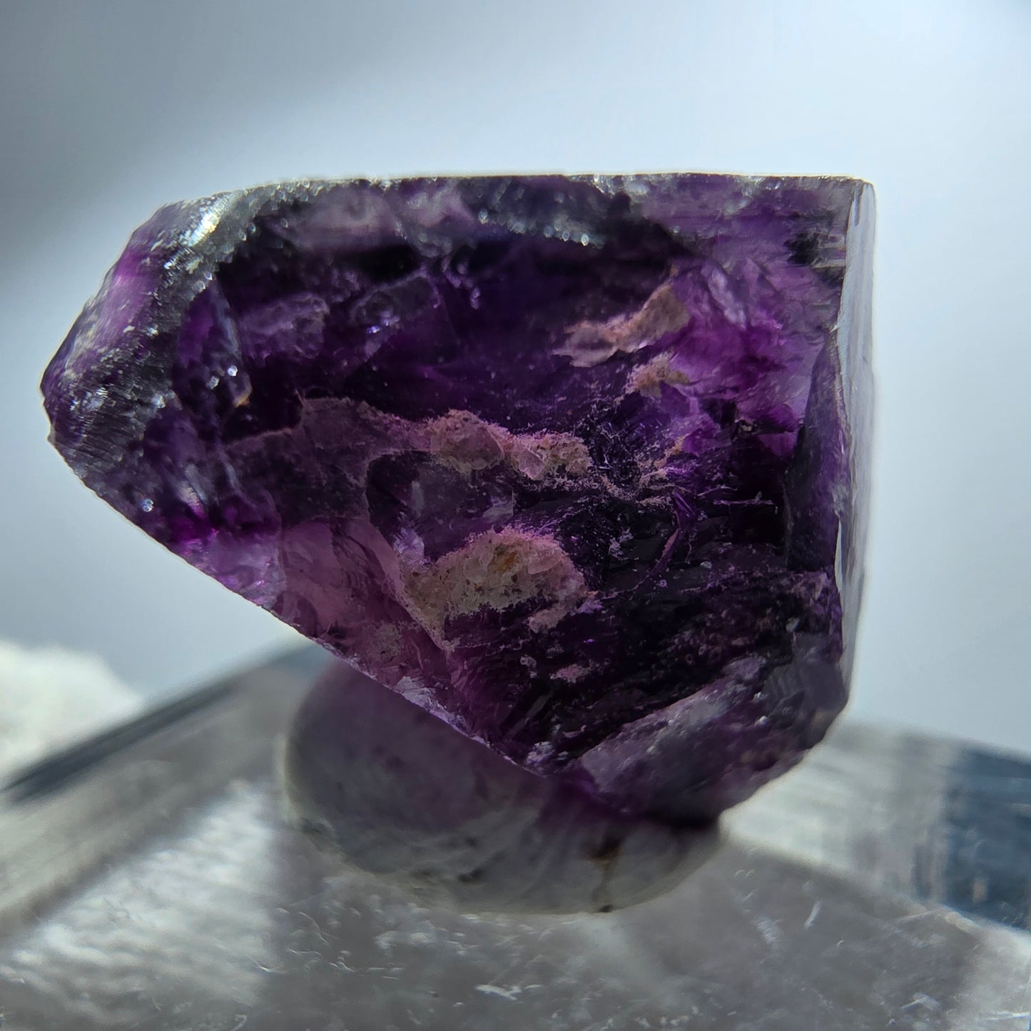 Rare spécimen de cube de fluorite fantôme, violet Okorusu, Namibie 23 x 22 x 17 mm