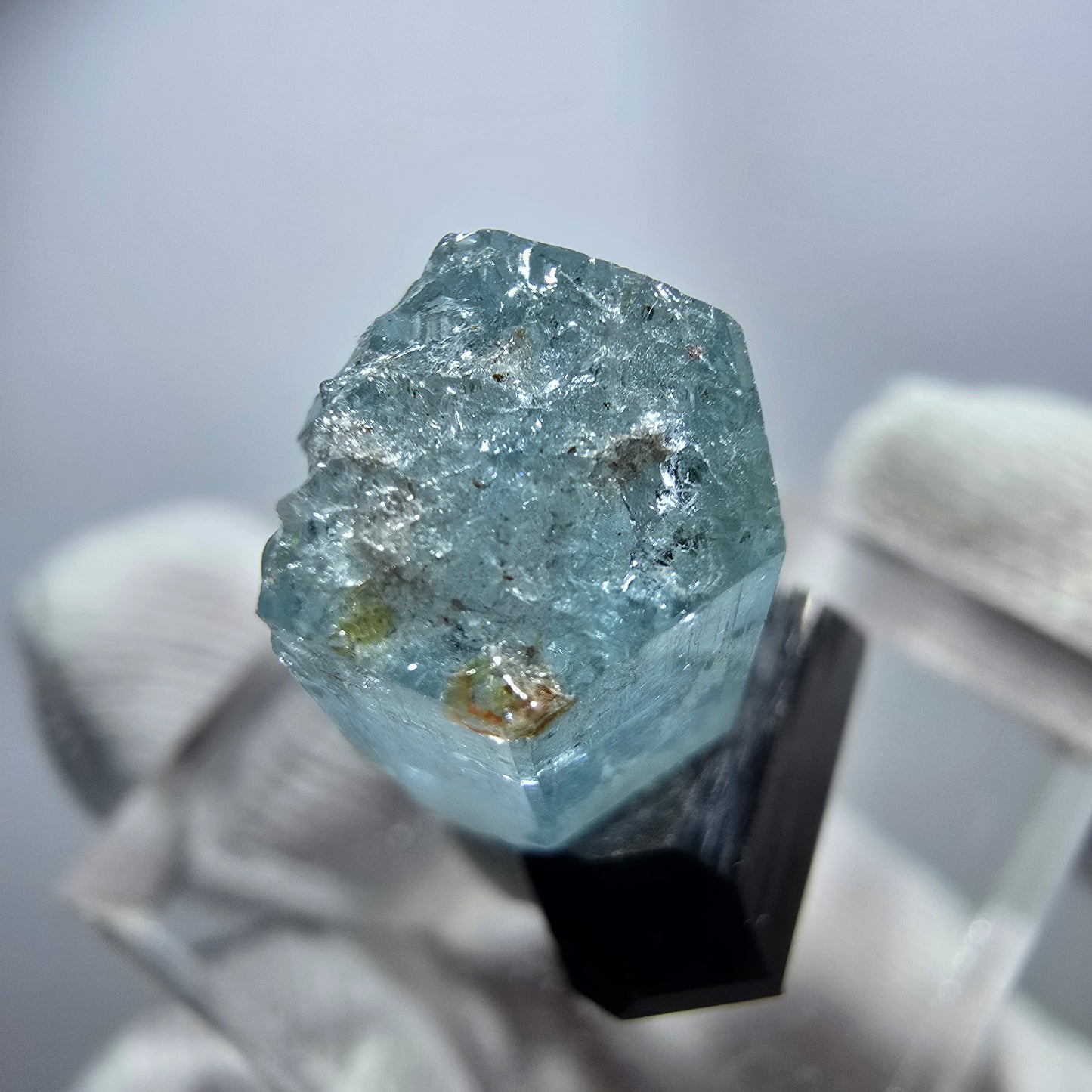 Seltener Aquamarin X mit Schörl Turmalin Erongo, Namibia 23*14*13mm