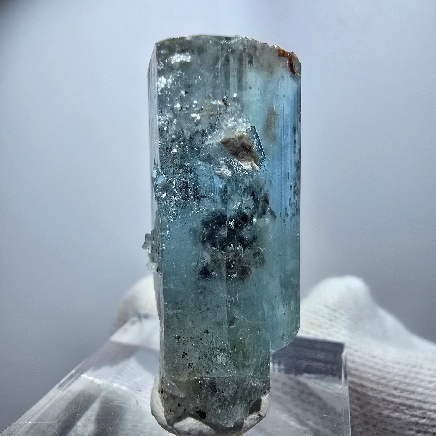 Seltener Aquamarin X mit Hyalit Erongo, Namibia 33*16*15mm