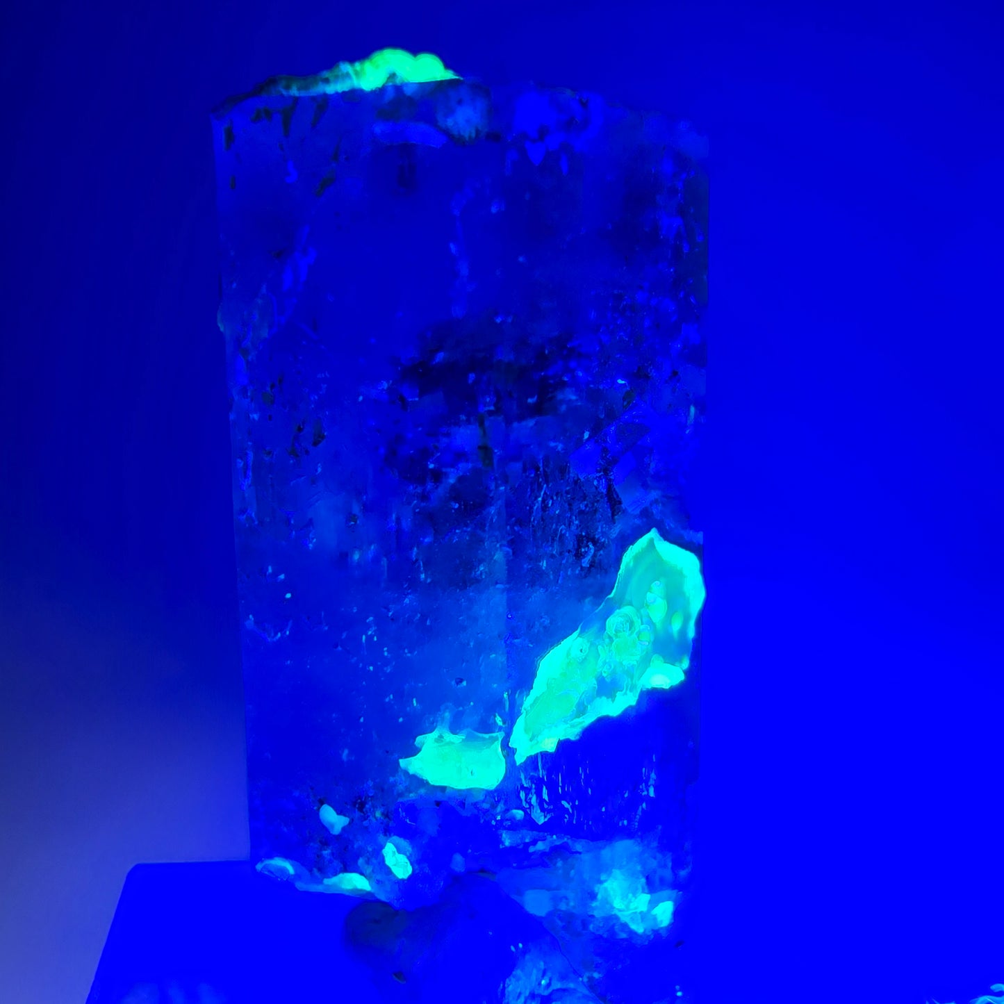Seltener Aquamarin X mit Hyalit Erongo, Namibia 33*16*15mm