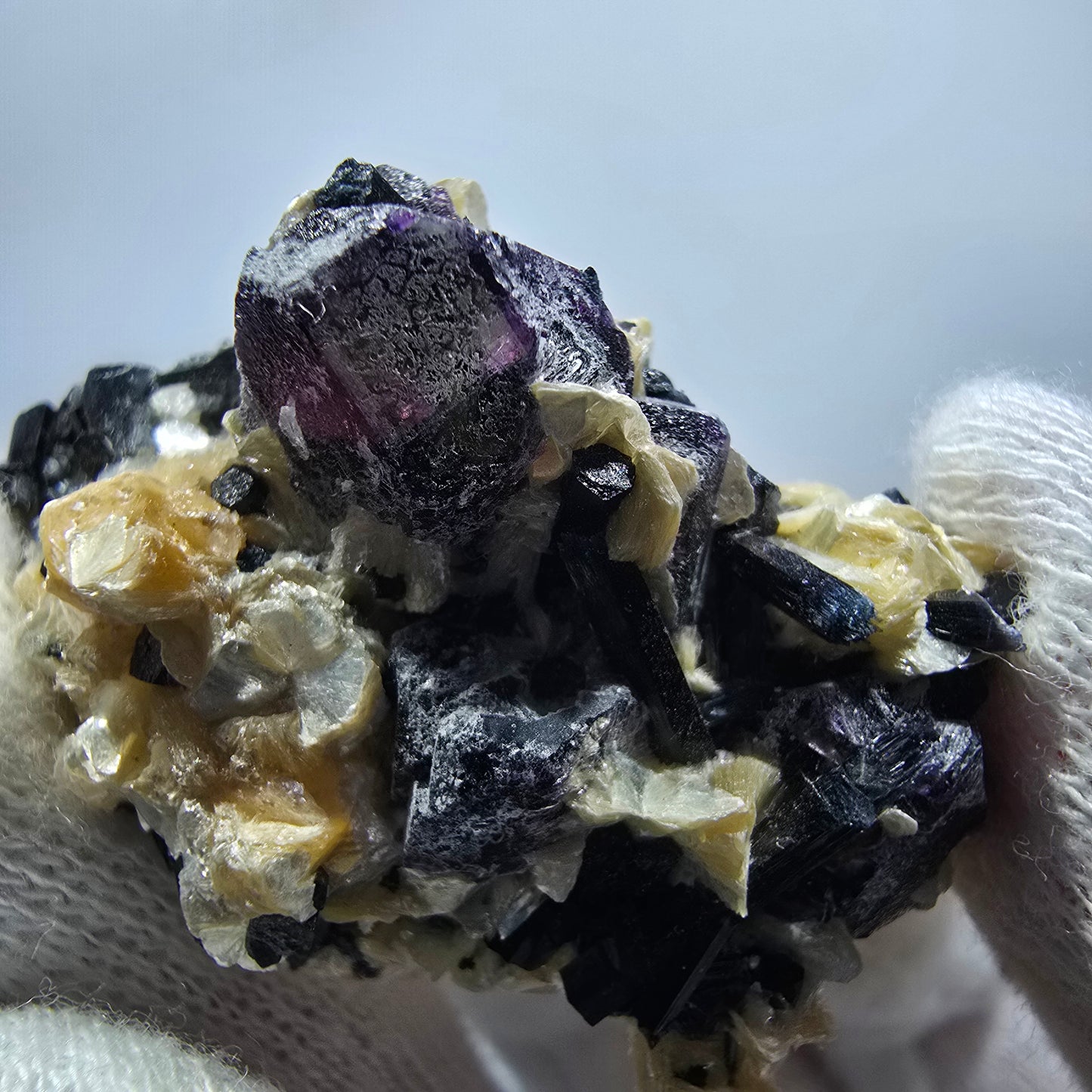 Colorful Phantom Fluorite Cubes Muscovite Schorl Tourmaline Erongo, Namibia 39*26*21mm