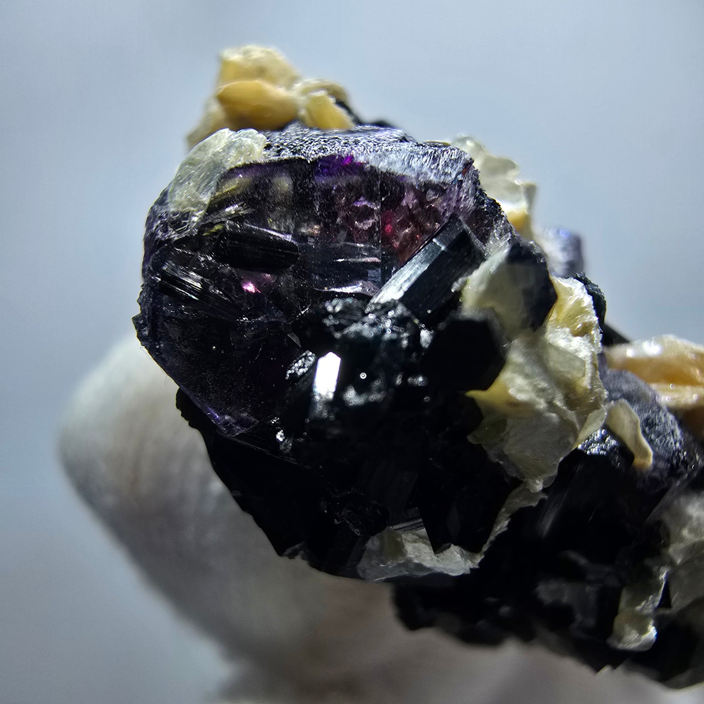 Colorful Phantom Fluorite Cubes Muscovite Schorl Tourmaline Erongo, Namibia 39*26*21mm