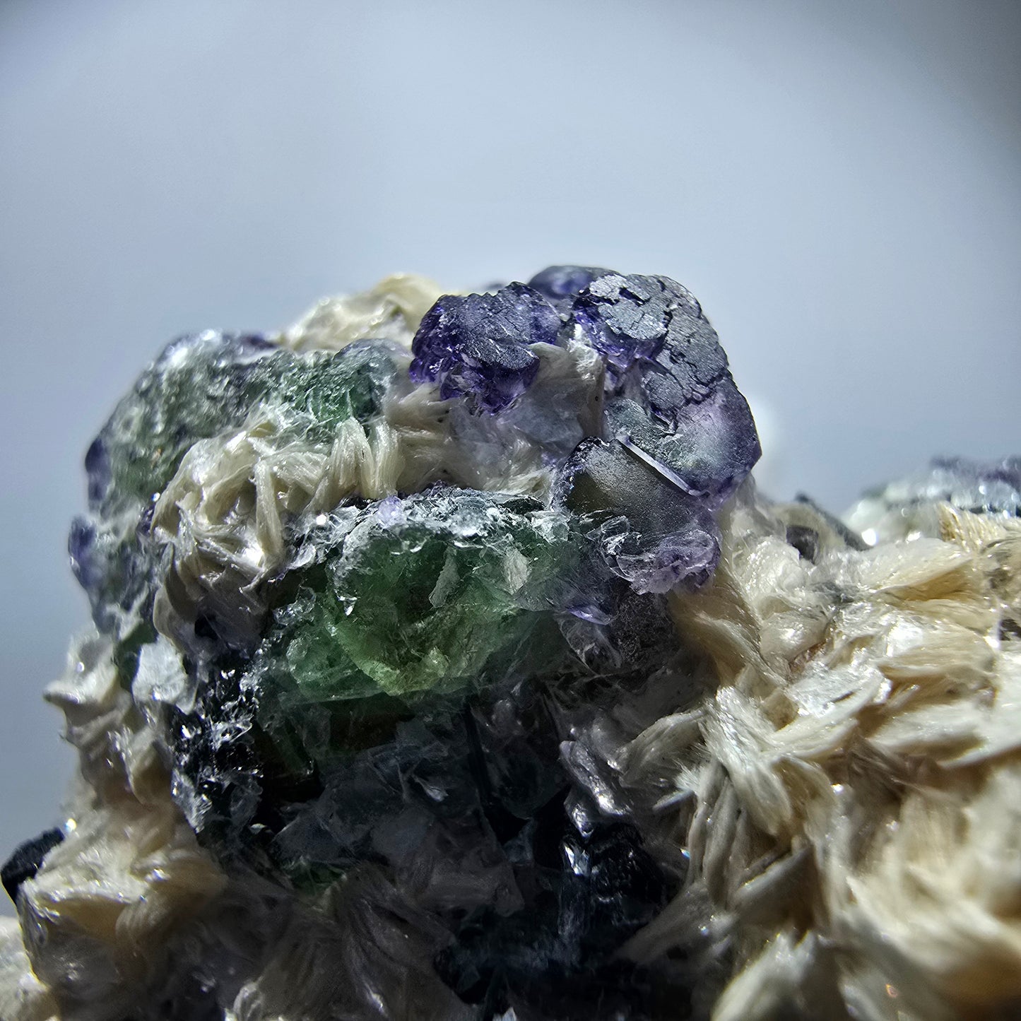 Phantom Fluorite cube zonal, Muscovite Schörl Tourmaline Erongo Namibia 38*33*27mm