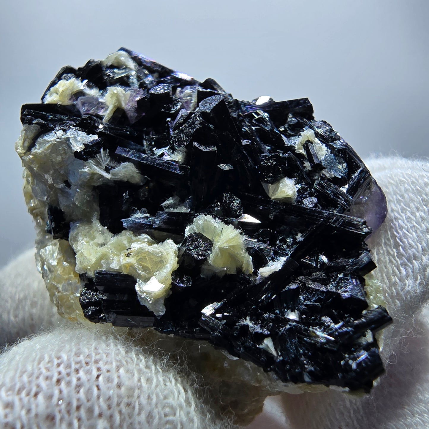Colorful Phantom Fluorite Cubes Muscovite Schorl Tourmaline Erongo, Namibia 41*33*26mm