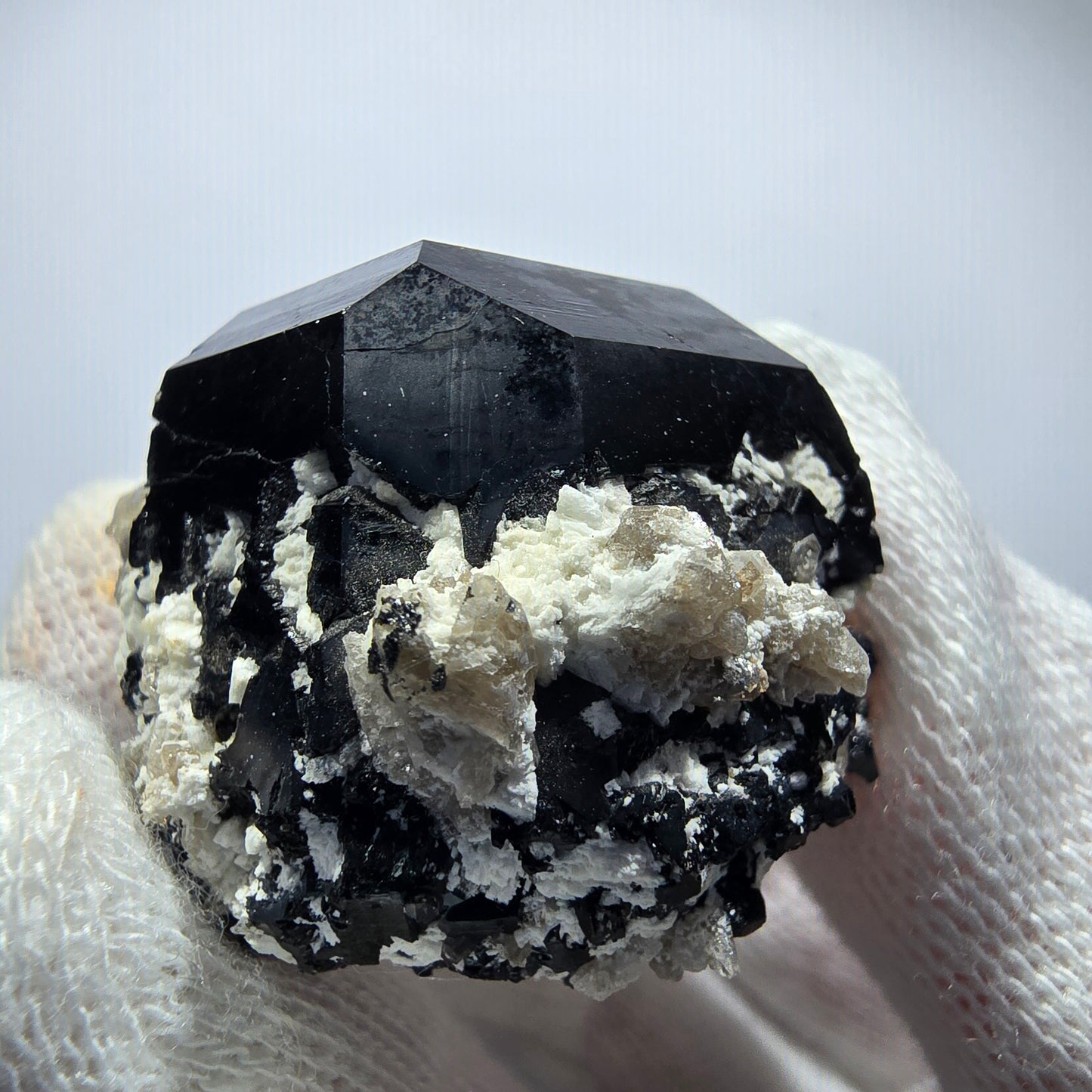 Seltene Schörl Turmalin, Hyalit, Orthoklas Stufe Erongo, Namibia 39*37*26mm