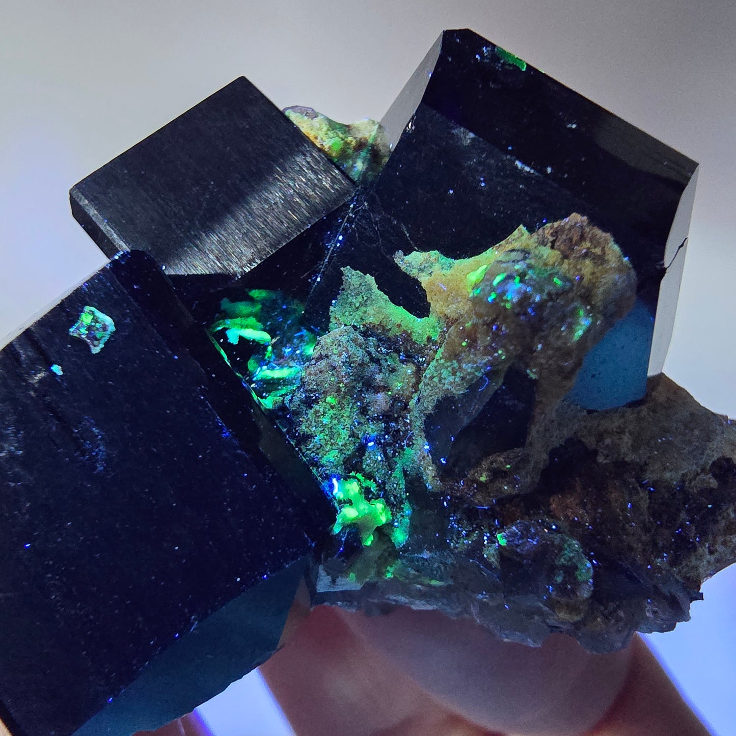 Symmetrische Schörl Turmalin, Rauchquarz, Hyalit Stufe Erongo Namibia 52*34*20mm