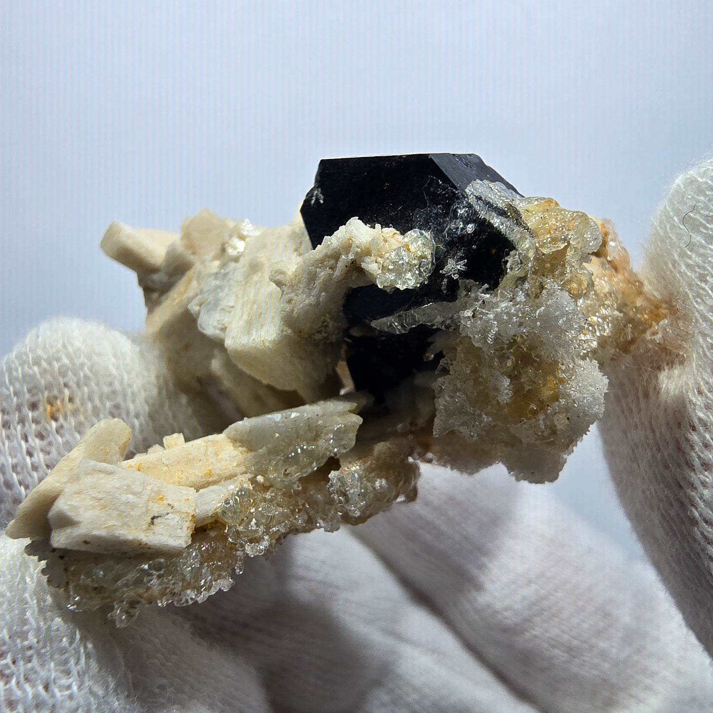 Seltene Schörl Turmalin, Hyalit, Orthoklas Stufe Erongo, Namibia 47*37*26mm