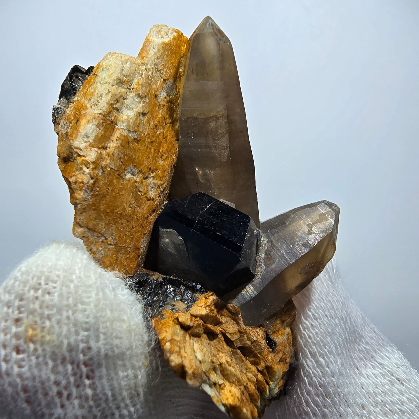 Tourmaline Schörl, quartz fumé, hyalite, stade orthose Erongo, Namibie 48*35*27mm