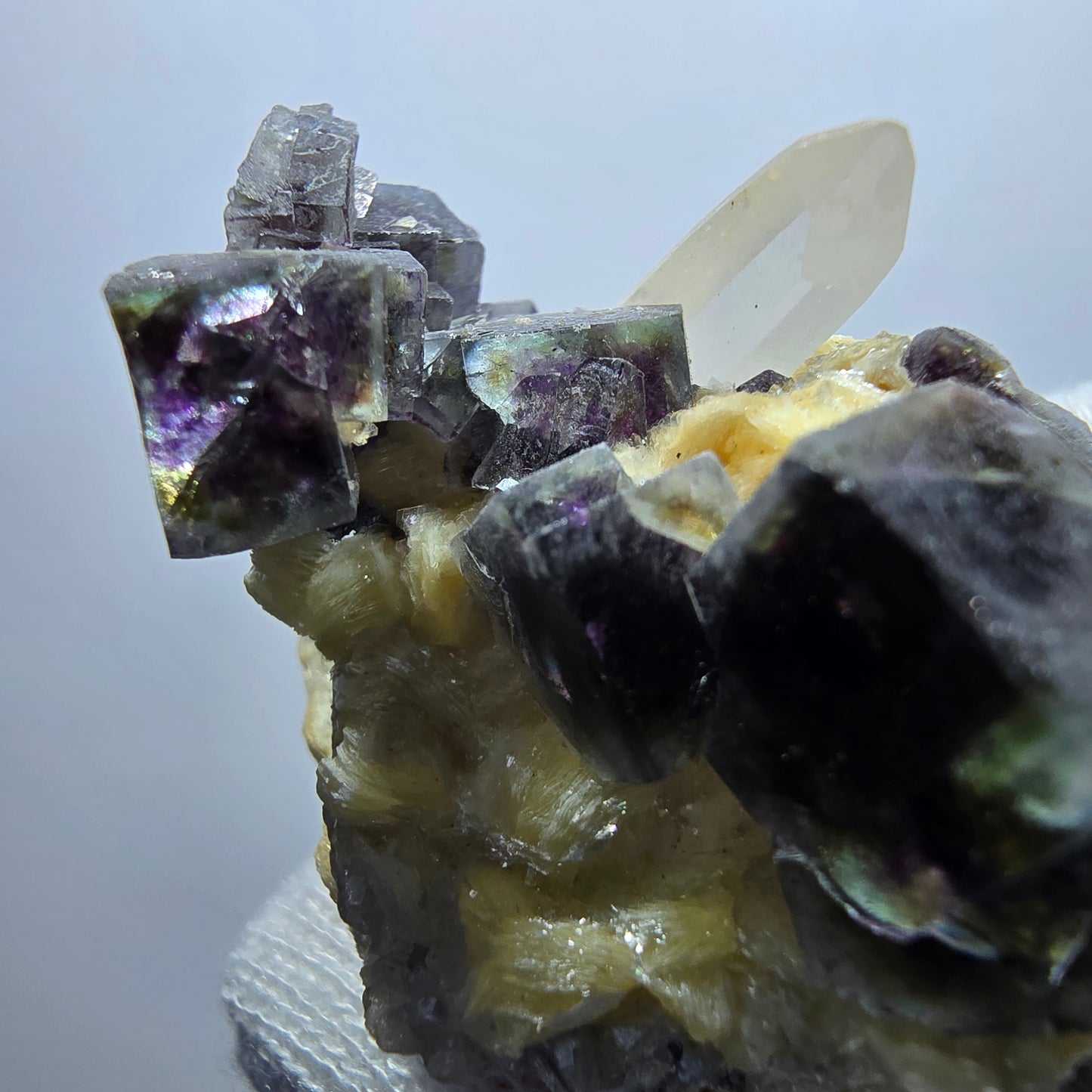 Cube de fluorite fantôme coloré, spécimen de quartz fumé muscovite, Erongo, Namibie, 48 x 32 x 29 mm