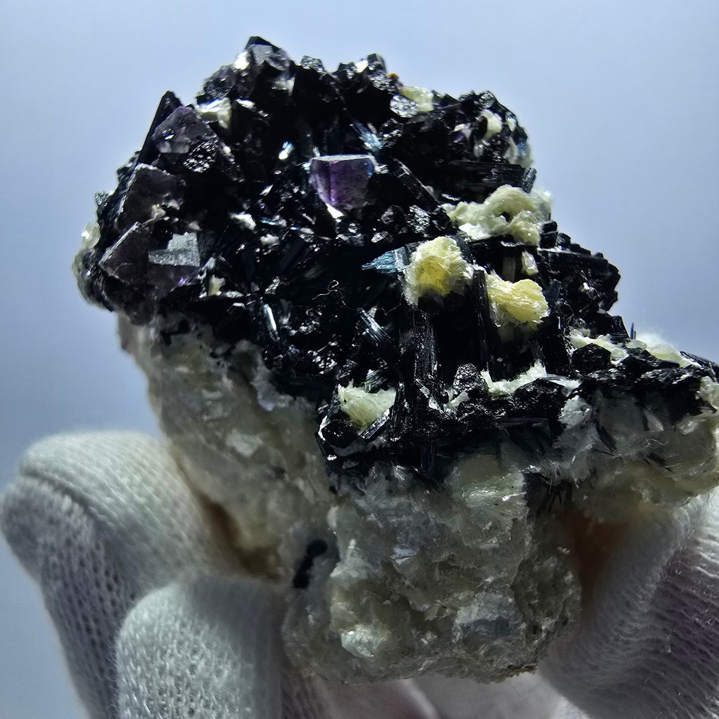 Colorful Phantom Fluorite Cubes Schorl Tourmaline Muscovite Erongo, Namibia 60*52*41mm